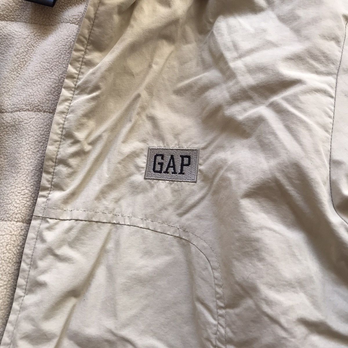 Vintage Vintage Gap Quilted Puffer Jacket Cream Gorpcore Y2K Faded L Size US L / EU 52-54 / 3 - 4 Thumbnail