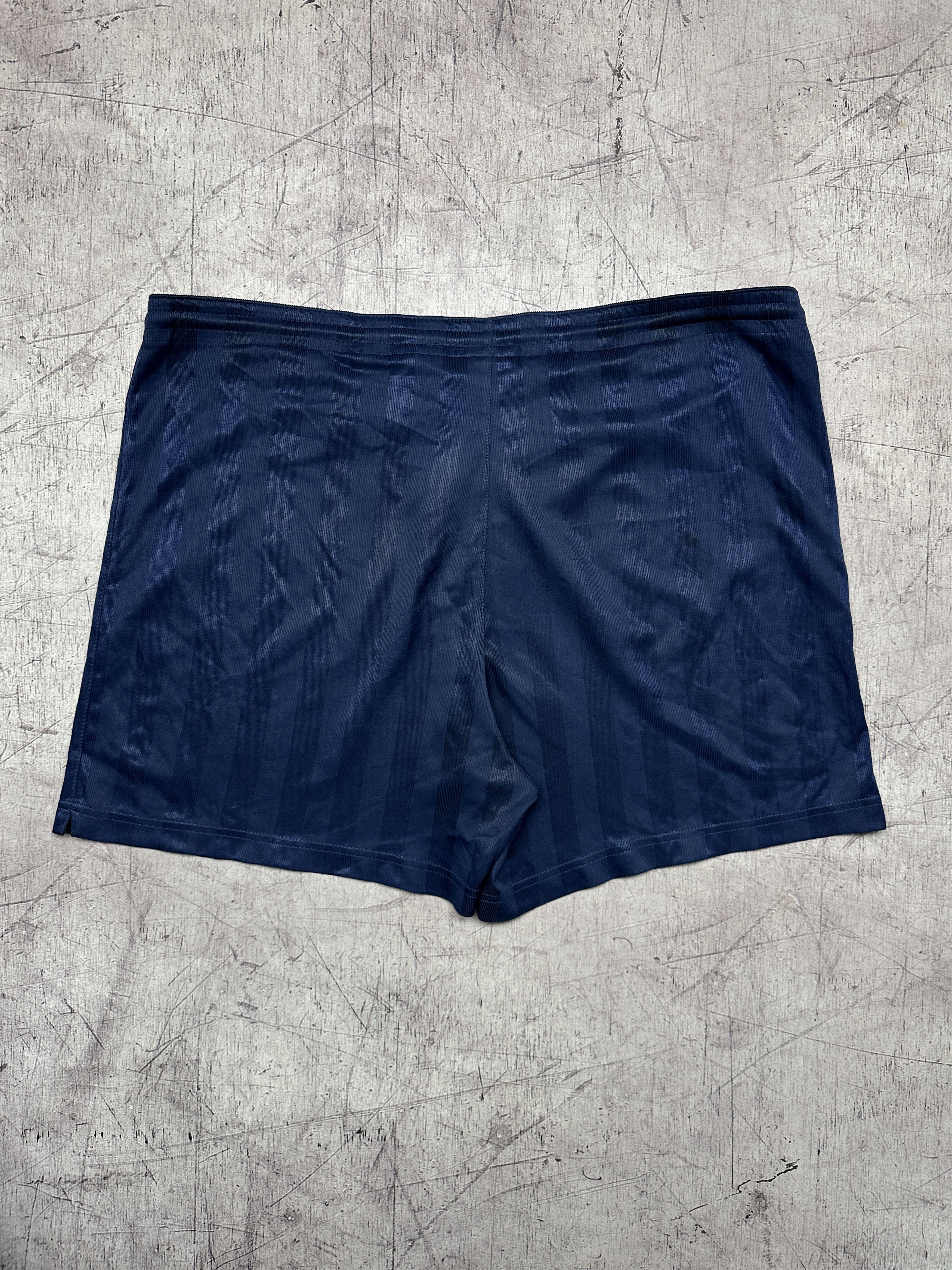 Nike Nike Dri Fit Vintage Mens Shorts Size US 34 / EU 50 - 8 Thumbnail