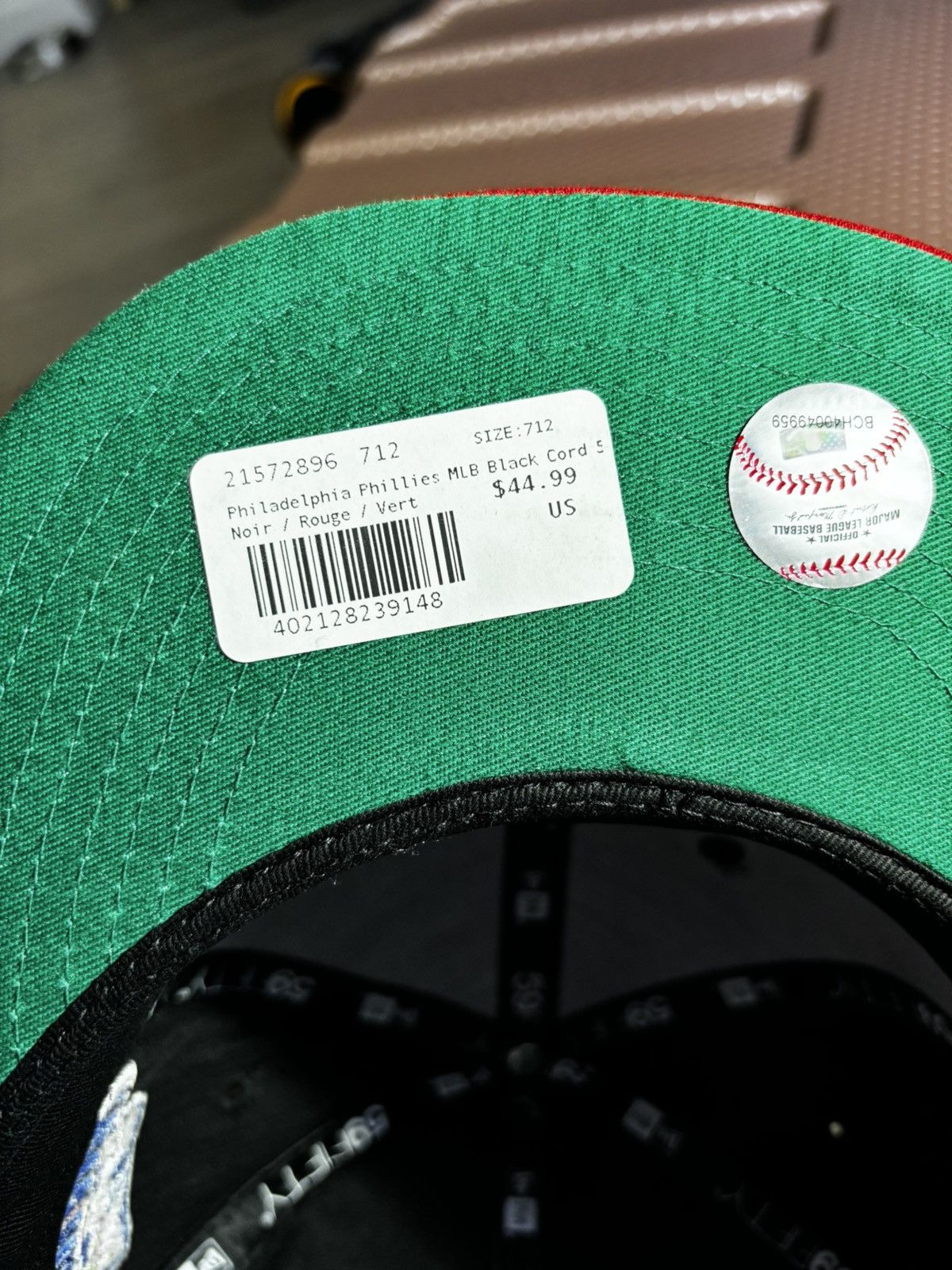 New Era Philadelphia Phillies Black Corduroy Cap Size ONE SIZE - 4 Thumbnail