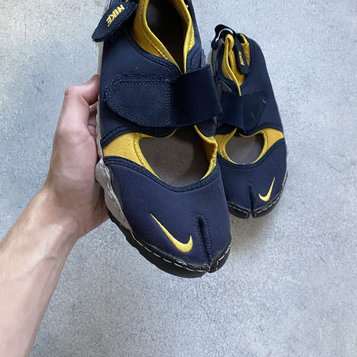 Nike vintage nike rift tabi shoes Size US 8 / EU 41 - 2 Thumbnail
