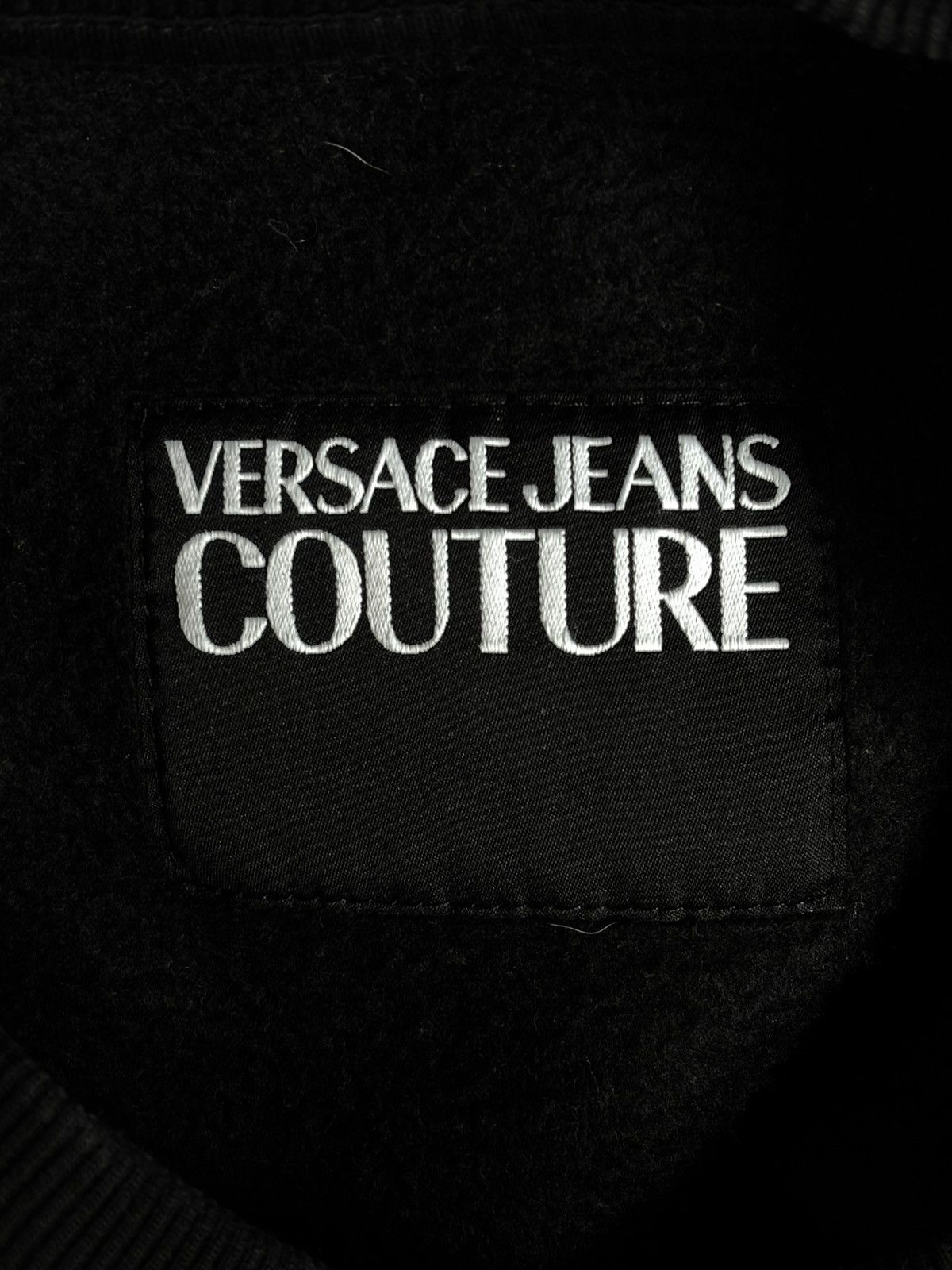 Versace Jeans Couture Vintage Versace Jeans Couture Metallic Gold Logo Sweatshirt Size US XL / EU 56 / 4 - 9 Thumbnail