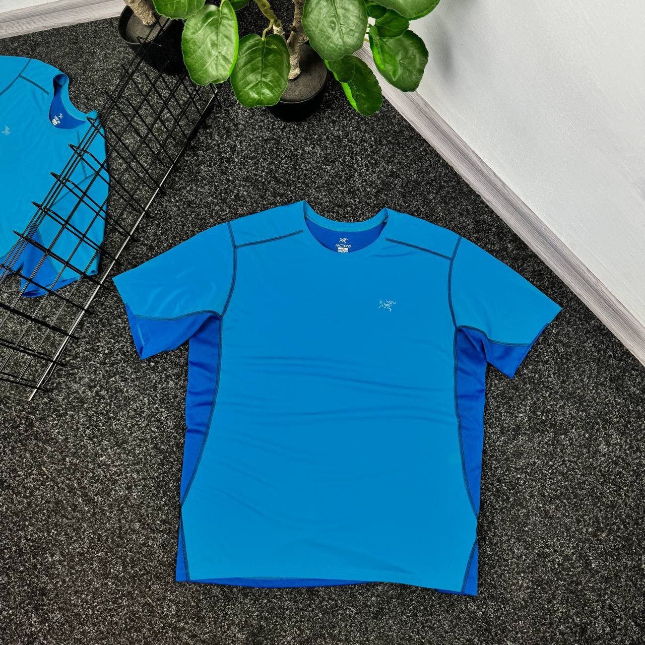 Arc'teryx ARCTERYX tshirt mini logo sports gorpcore drill outdoor Size US L / EU 52-54 / 3 - 1 Thumbnail