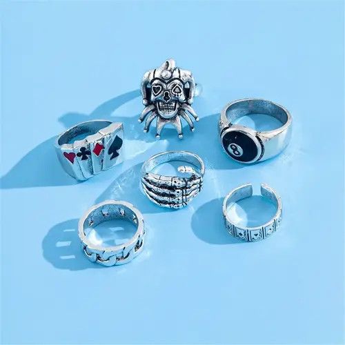 VIBE Skull and Card Rings Size ONE SIZE - 7 Thumbnail