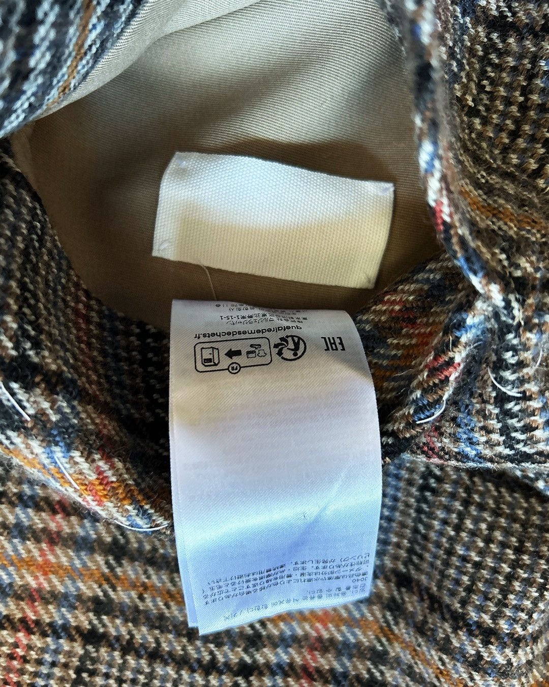 Maison Margiela Maison Margiela Pendleton reversible coat in beige Size US M / EU 48-50 / 2 - 3 Thumbnail