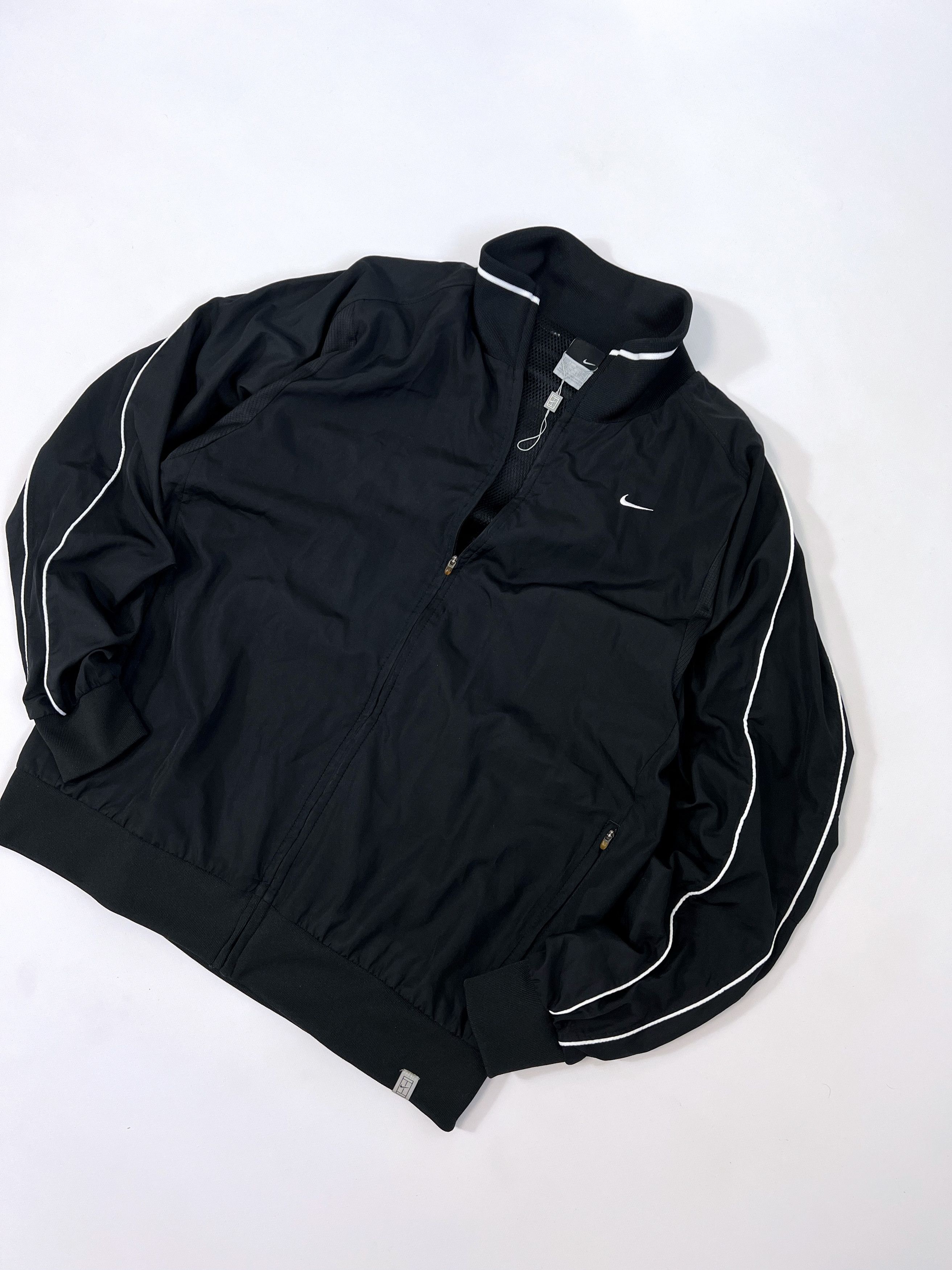 Nike Nike black vintage Jacket tennis Size US L / EU 52-54 / 3 - 2 Thumbnail