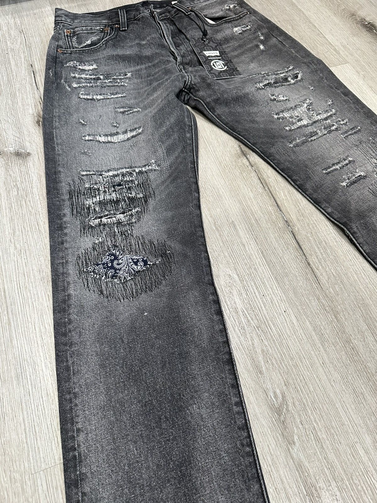 CLOT × Levi's CLOT X Levi’s 501 UNIONRAIL BLACK DENIM SIZE 32 Size US 32 / EU 48 - 4 Thumbnail