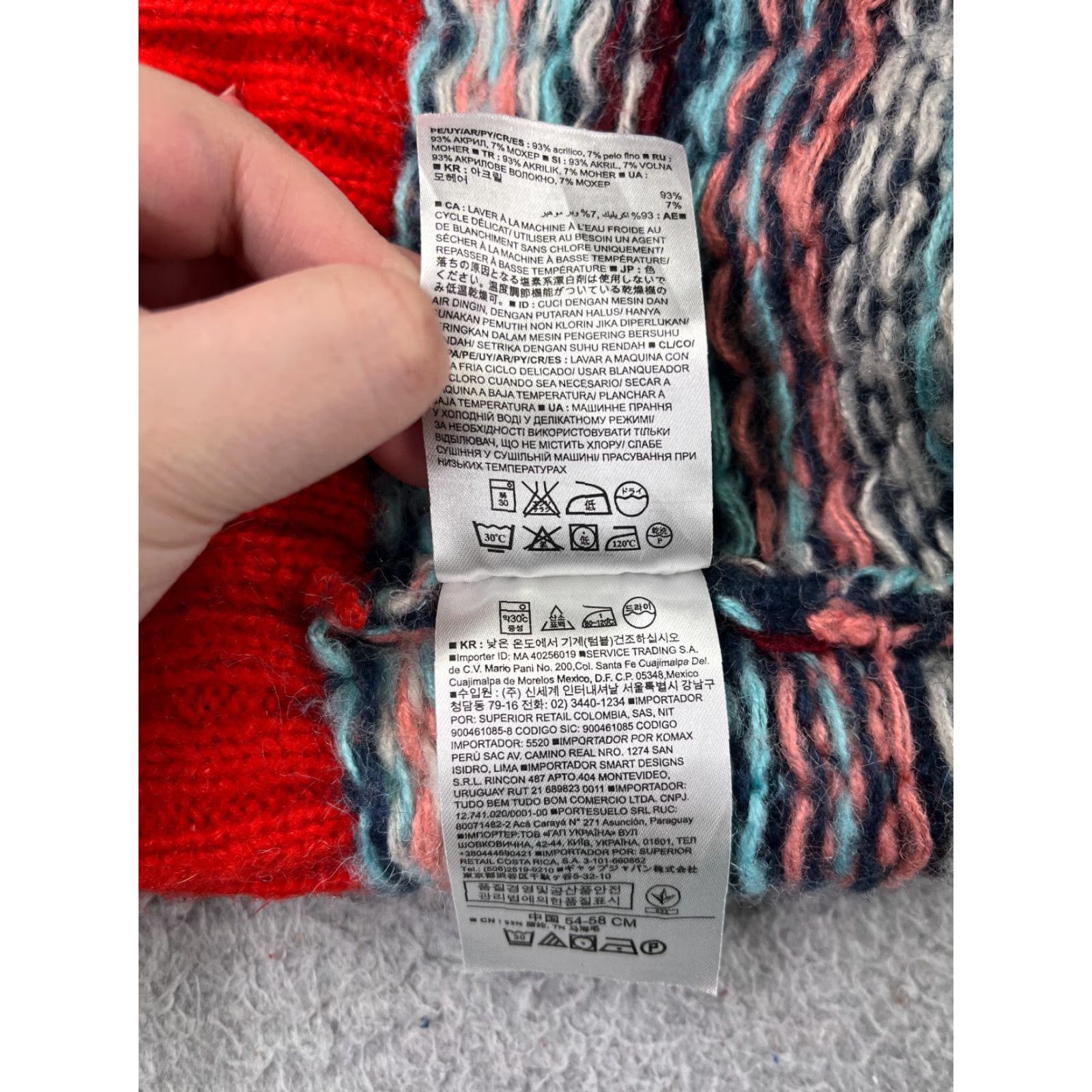 Gap GAP Beanie Hat Womens One Size Red Blue Knit Floral Mohair Blend Pom - Beanie, Hat, Womens, One Size, Red, Floral, Mohair Blend, Knit, Ski Theme Size ONE SIZE - 8 Thumbnail