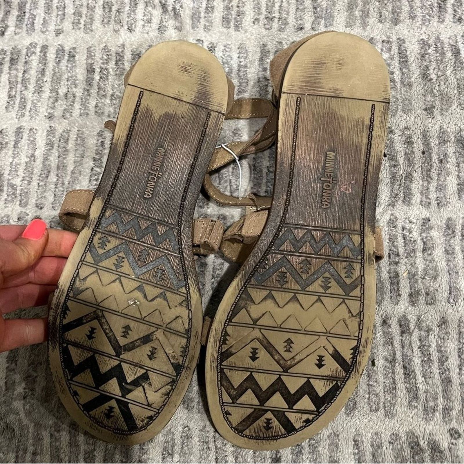 Minnetonka Minnetonka Strappy Fringe Sandals Suede Upper Leather Size 9 Size US 9 / IT 39 - 4 Thumbnail