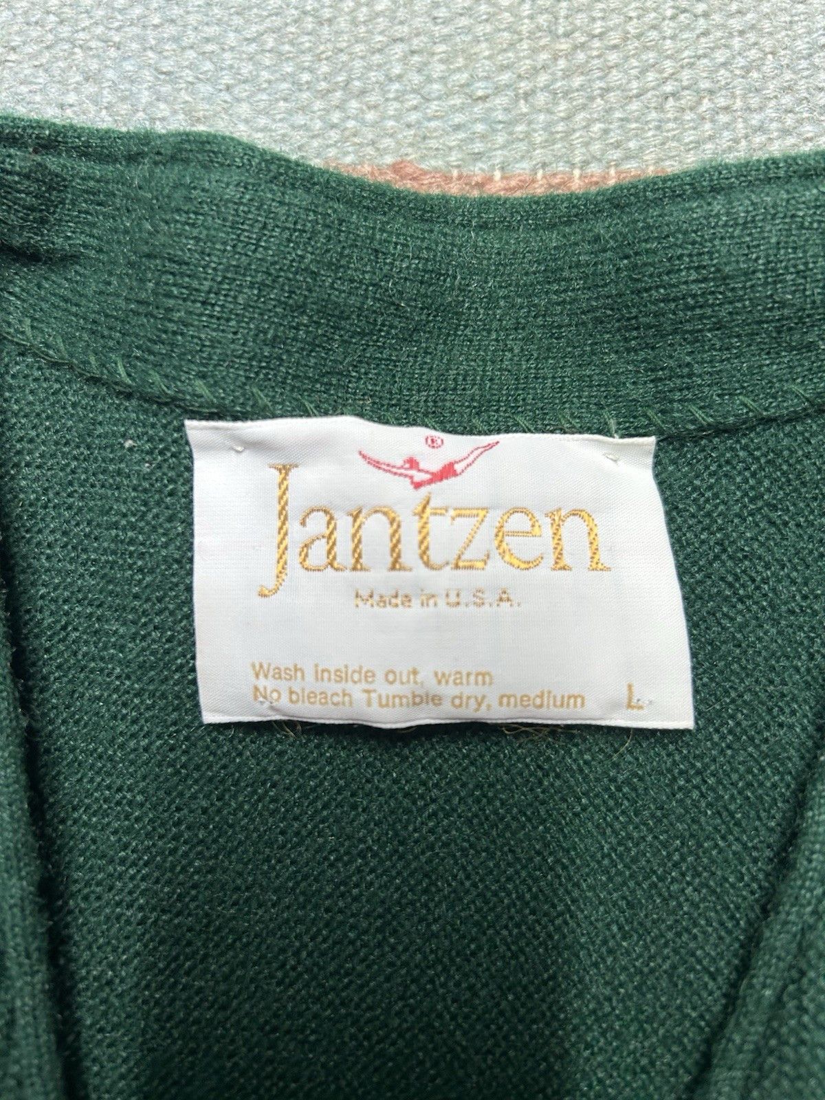 Vintage Vintage jantzen button cardigan sweater acrylic wool knit L Size US L / EU 52-54 / 3 - 4 Thumbnail