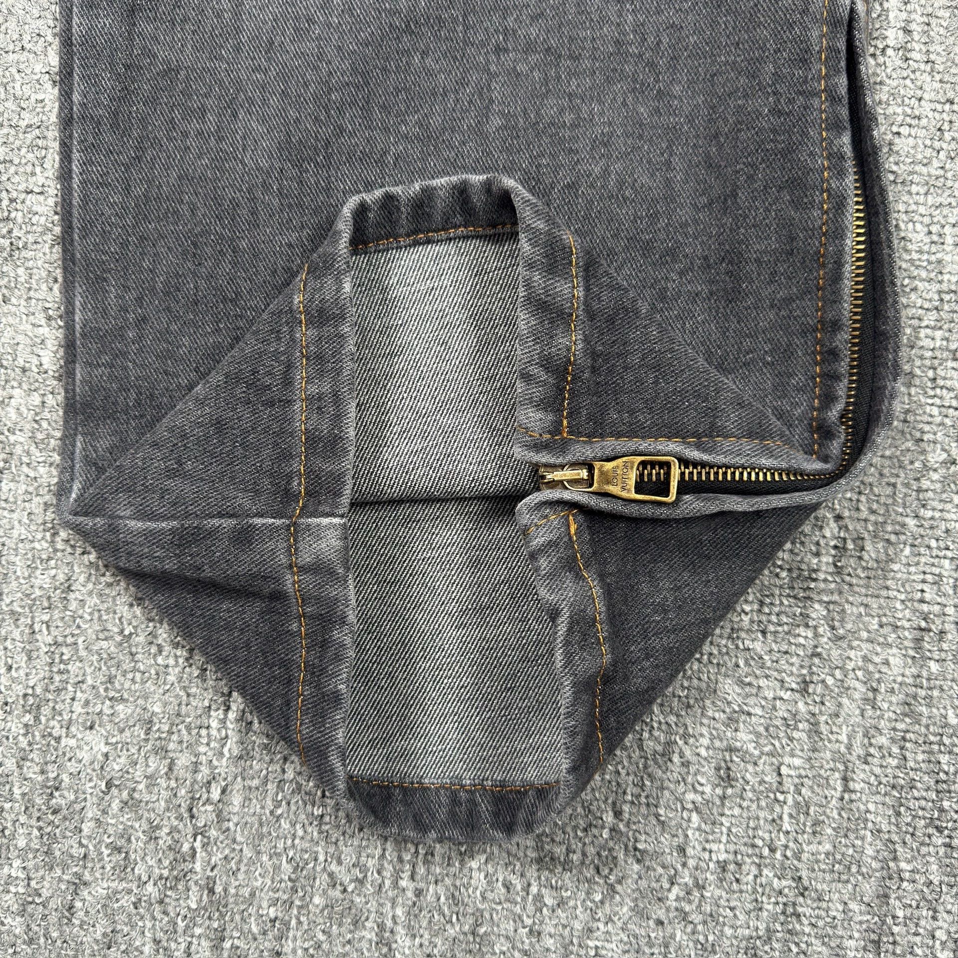 Louis Vuitton LV Irregular All-over Print Jeans Size 29" - 4 Thumbnail