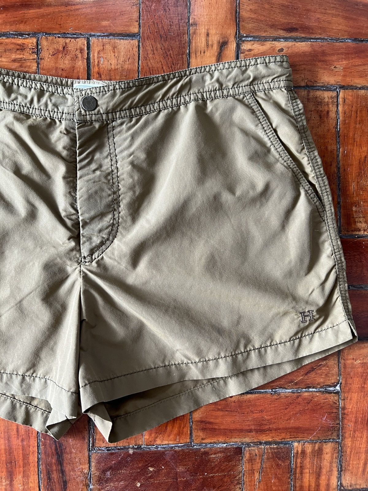 Hermes Hermes olive brown army shorts Size US 32 / EU 48 - 2 Thumbnail