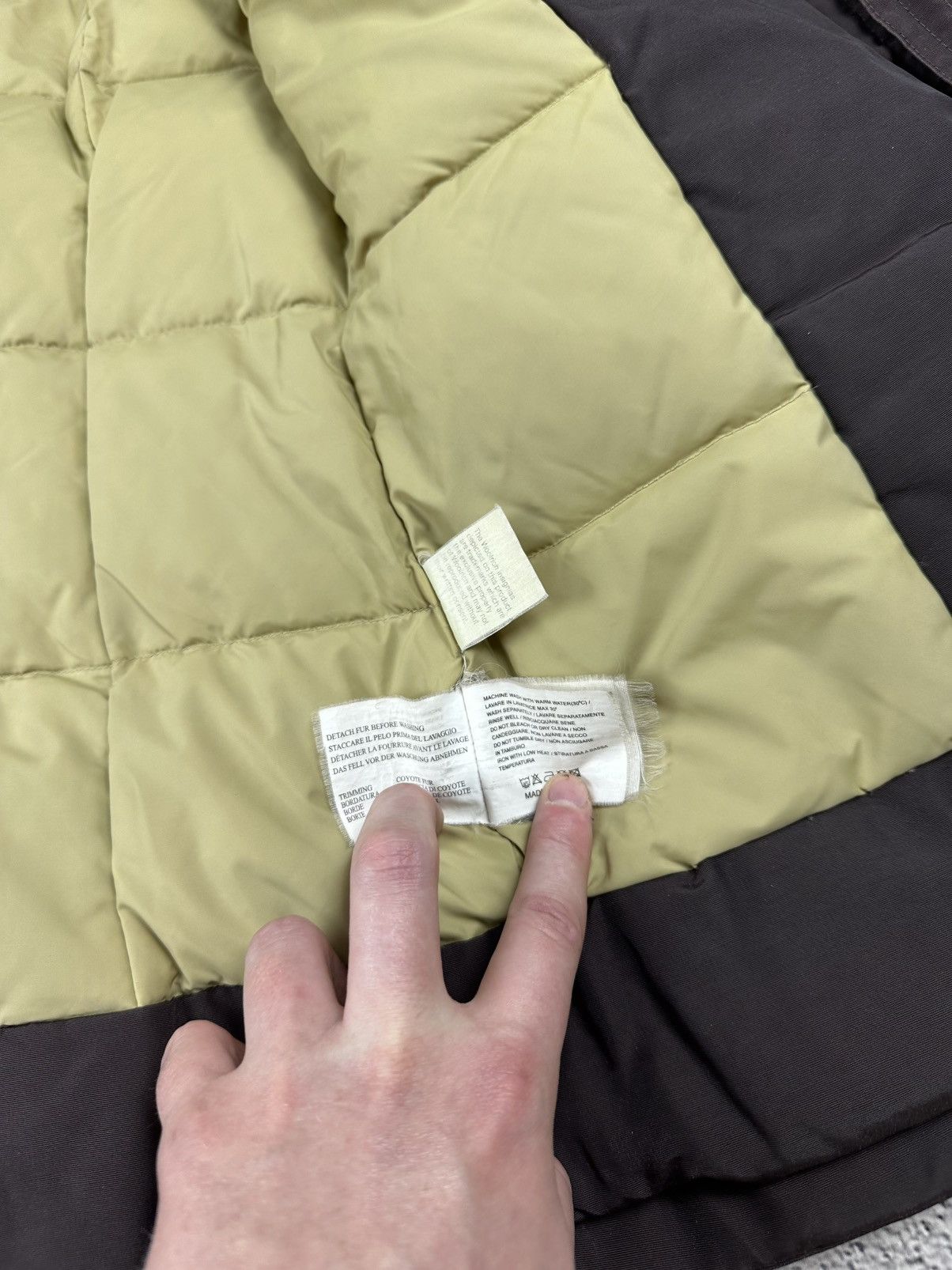 Woolrich Woolen Mills Vintage Woolrich Down Puffer Jacket Faded Y2K Hype Style Size M / US 6-8 / IT 42-44 - 17 Thumbnail