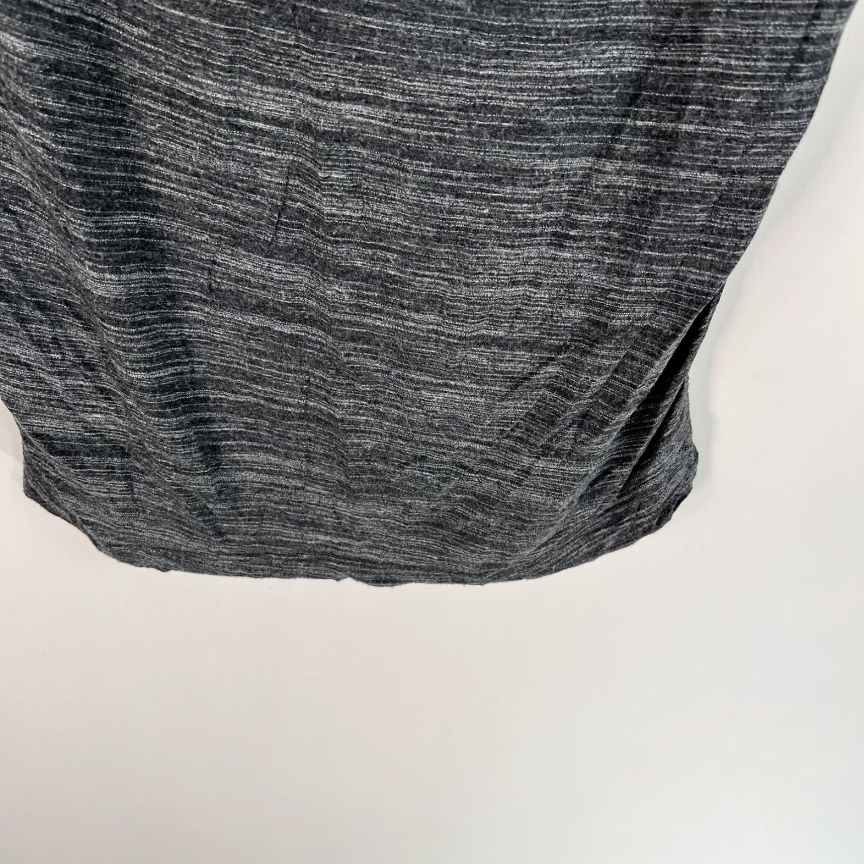 Vintage Liz Lange Maternity Draped Knit Top Womens M Heather Gray Shirt Blouse Tunic Maternity Size M Womens Heather Gray Liz Lange Shirt Size M / US 6-8 / IT 42-44 - 4 Thumbnail