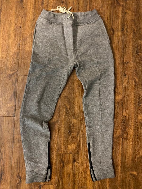 image of Essentials x Fear Of God 5Th Collection Gray Sweatpants in Grey, Men's (Size 30)