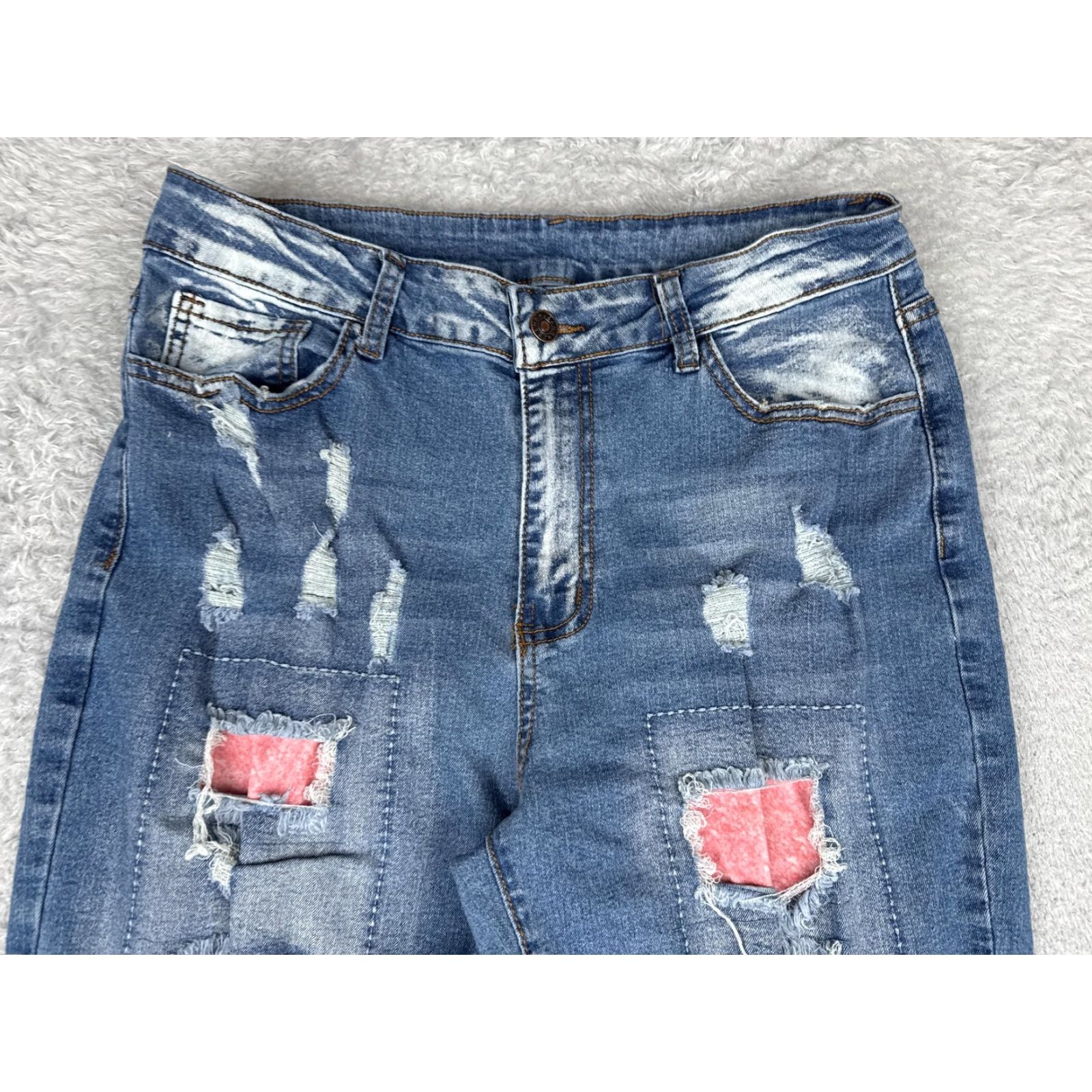 Vintage VINTAGE? No — Straight Jeans Womens XL Blue Med Wash Mid Rise Patchwork Distressed 29x30 Size 40" / US 18 - 4 Thumbnail
