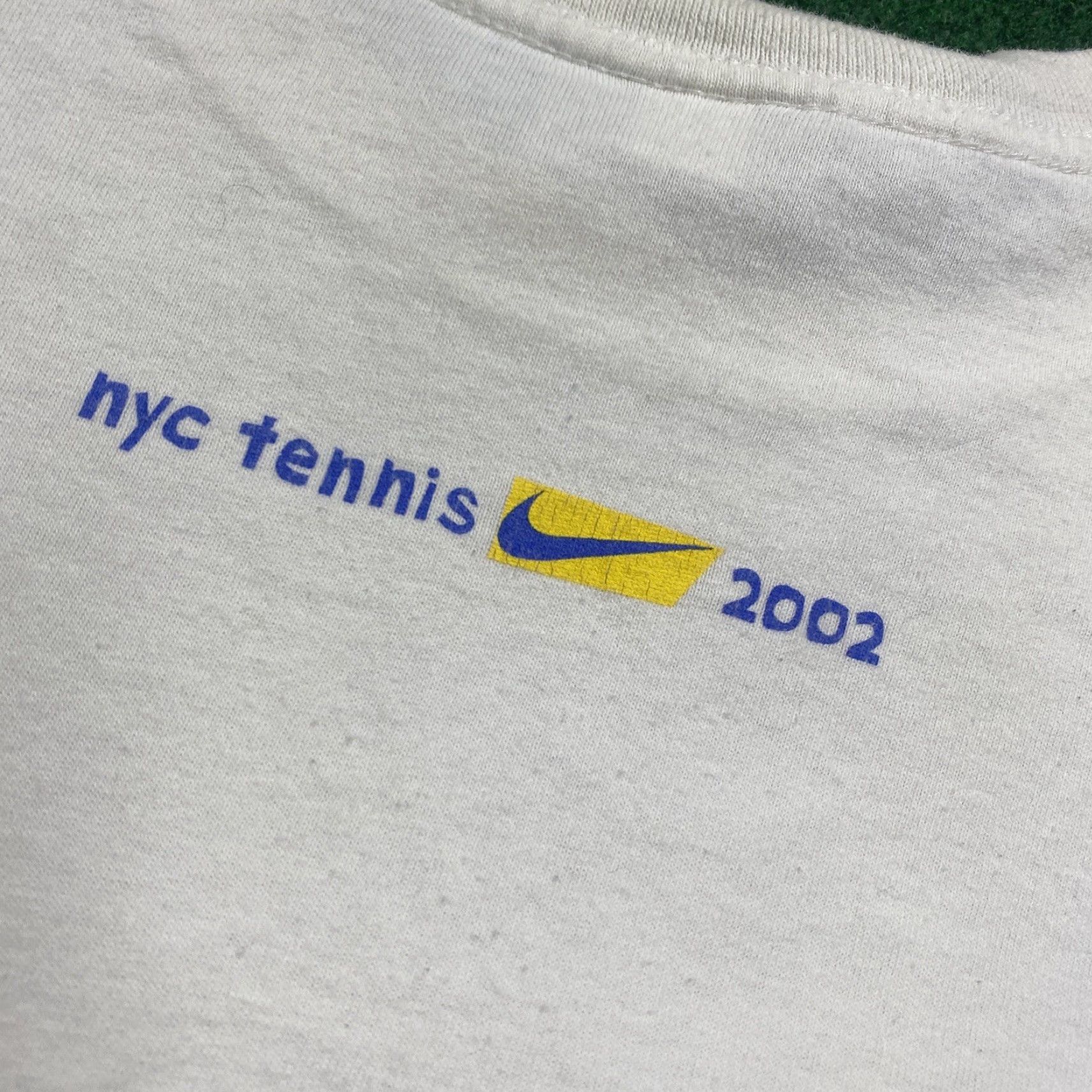 Nike Nike Shirt Mens L White Y2K NYC Tennis Swoosh Logo Tee 2002 Vintage Size US L / EU 52-54 / 3 - 3 Thumbnail