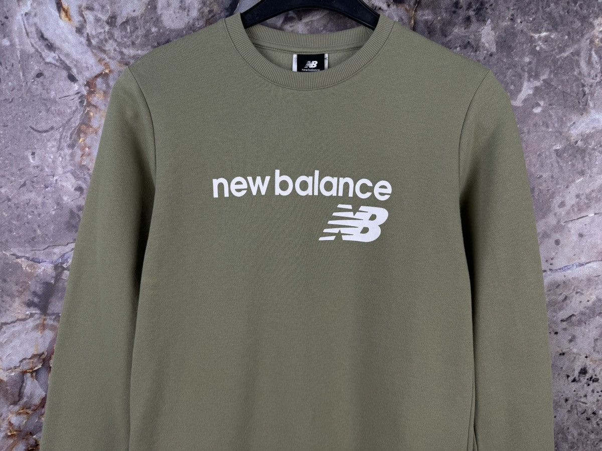 New Balance Men’s New Balance Sweatshirt Pullover Streetwear Size Small Size US S / EU 44-46 / 1 - 3 Thumbnail