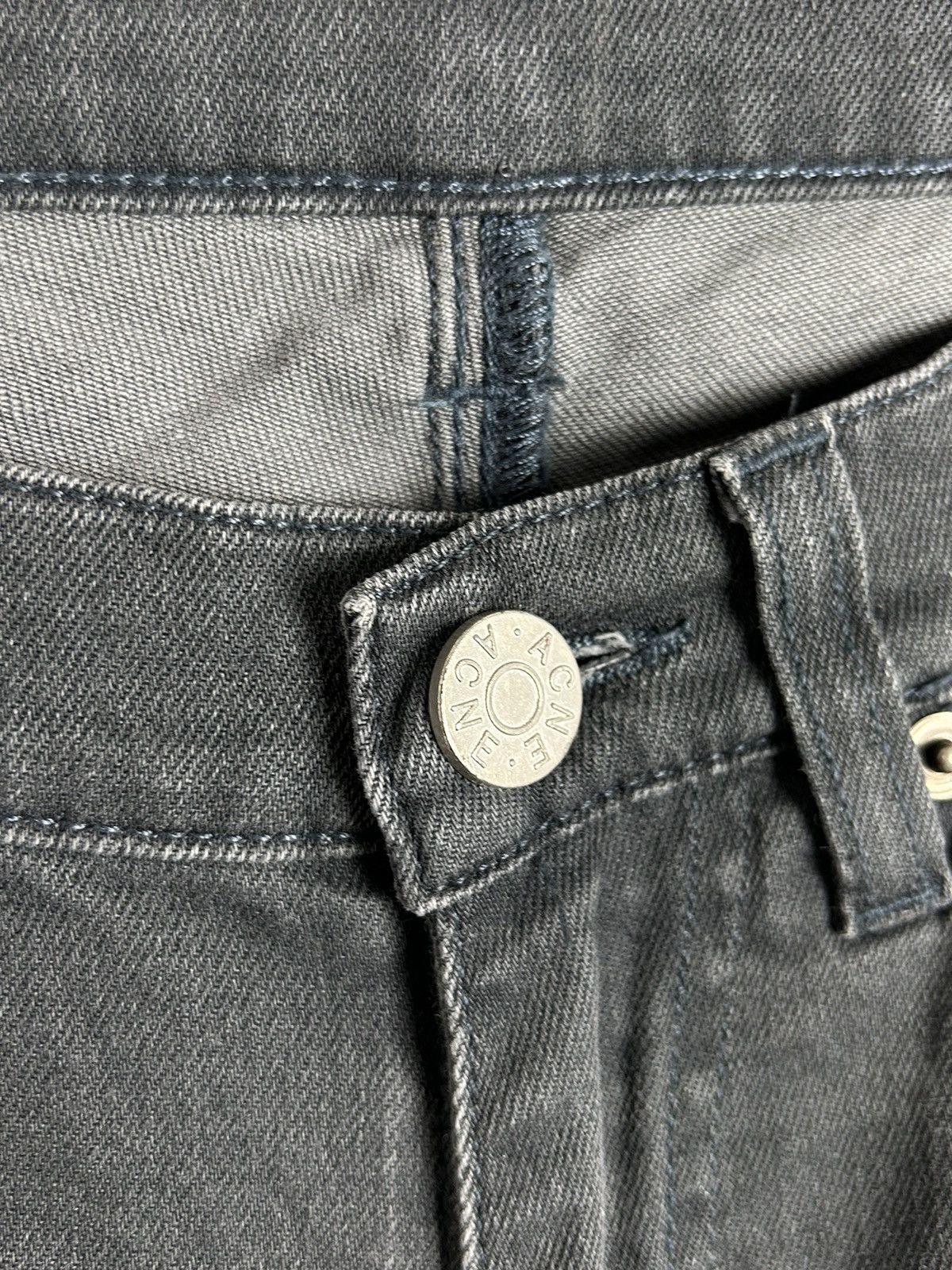 Acne Studios Acne Studios Max Darko Slim Leg Jeans In Grey 28/32 Size US 28 / EU 44 - 4 Thumbnail