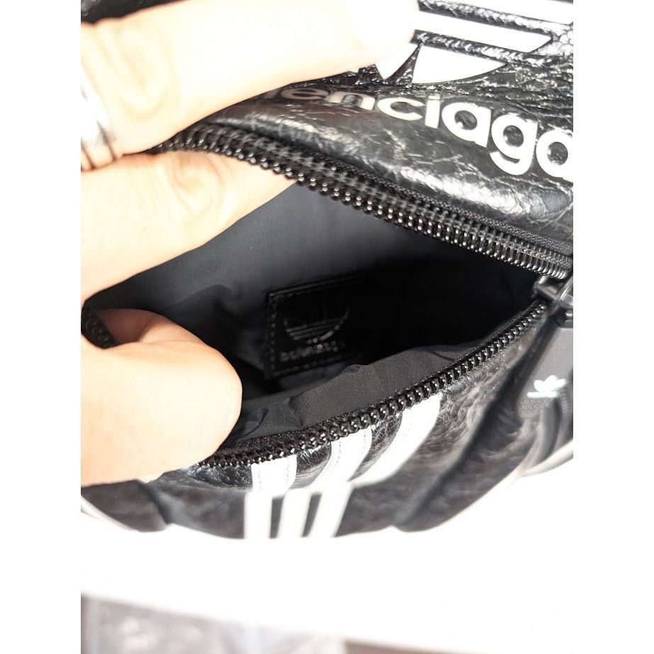 Adidas × Balenciaga o1rshd1 Q:2 /Size:L /Aged Arena Lamb Tonal Backpack in Black Size ONE SIZE - 8 Thumbnail