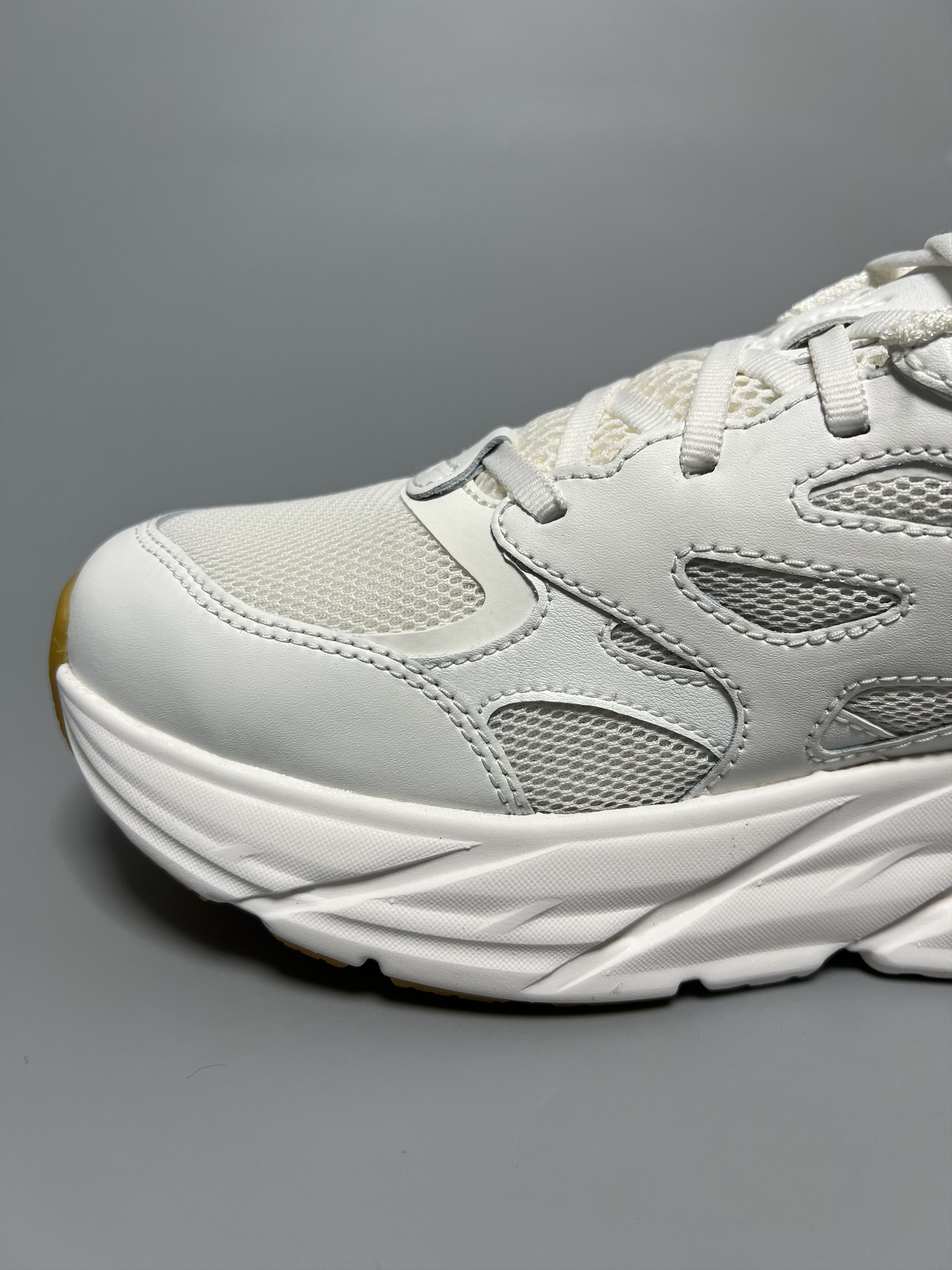 Hoka Hoka One One Clifton L Athletics Running Shoes 1160050-WWH Size US 10 / EU 43 - 10 Thumbnail