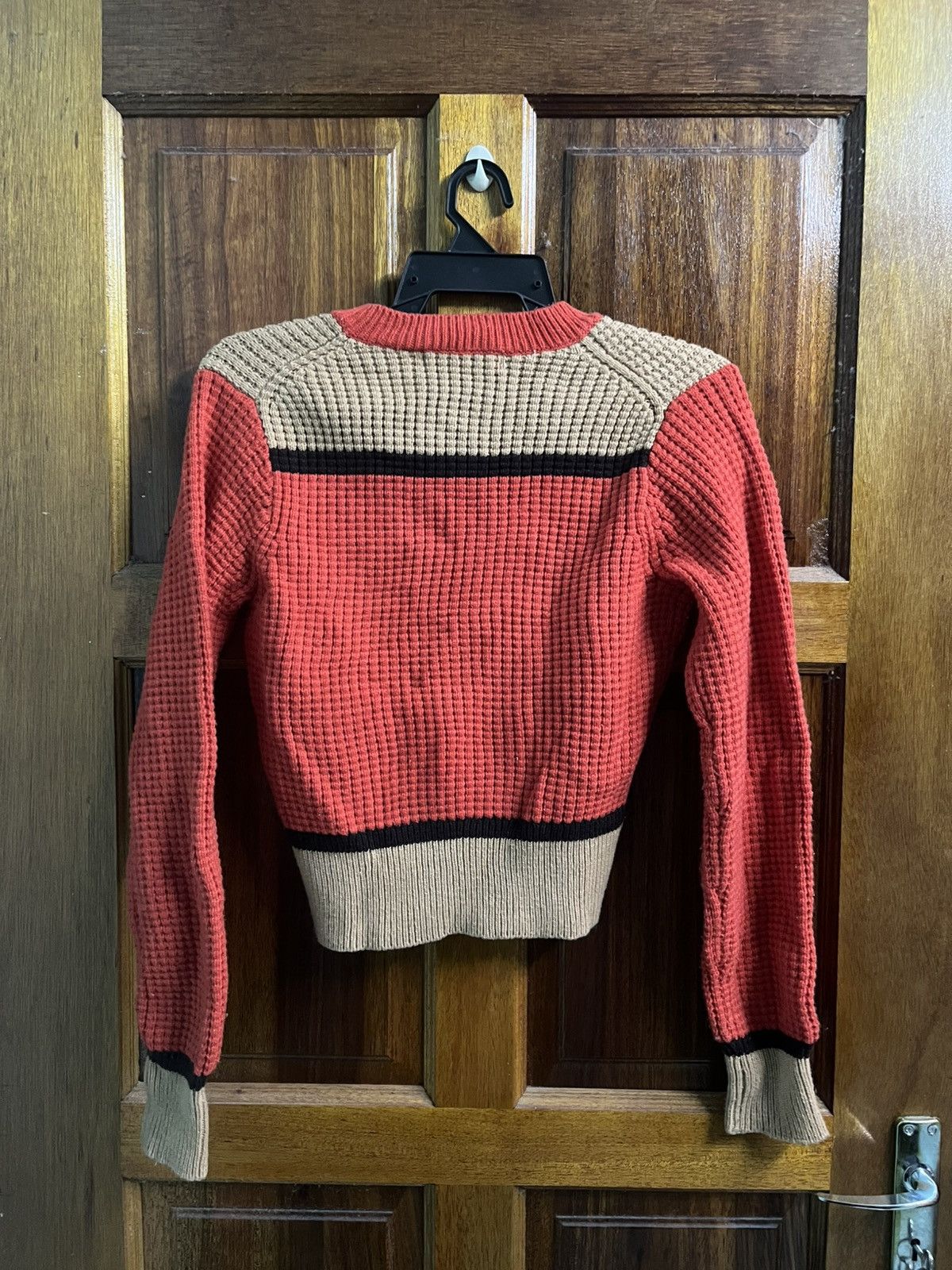 Marni × Uniqlo Uniqlo x Marni Popcorn Knit V-Neck Sweater Size M / US 6-8 / IT 42-44 - 2 Thumbnail