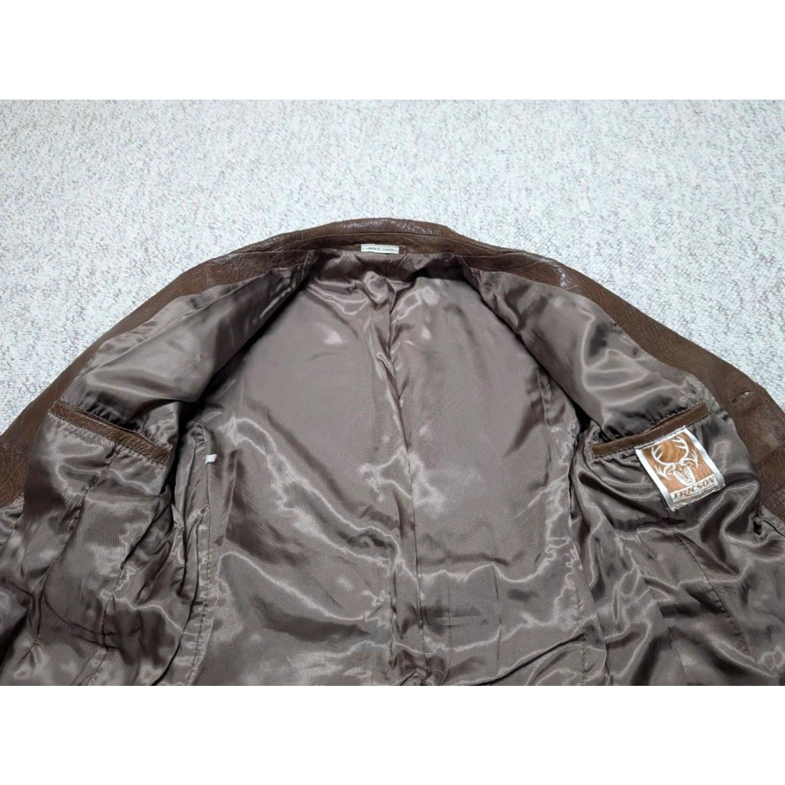 Vintage VINTAGE Ericson BELTED brown leather 38 trench coat SHERLOCK 1970s overcoat MEN Adult Small Brown Aviator Belted 3/4 Length Wool? Size US S / EU 44-46 / 1 - 6 Thumbnail