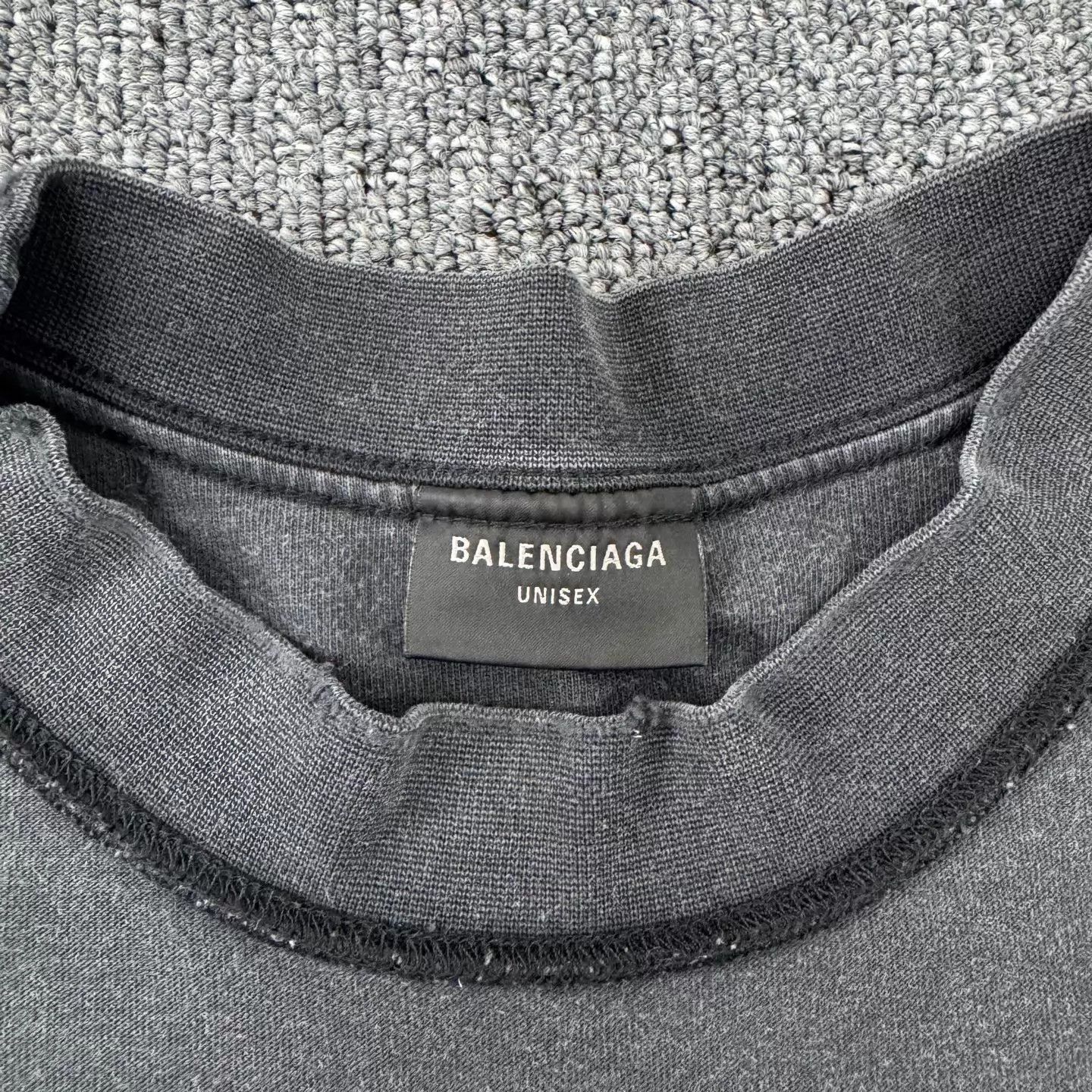 Balenciaga Balenciaga Washed Distressed Applique Logo Tee S 99 New Size US S / EU 44-46 / 1 - 5 Thumbnail