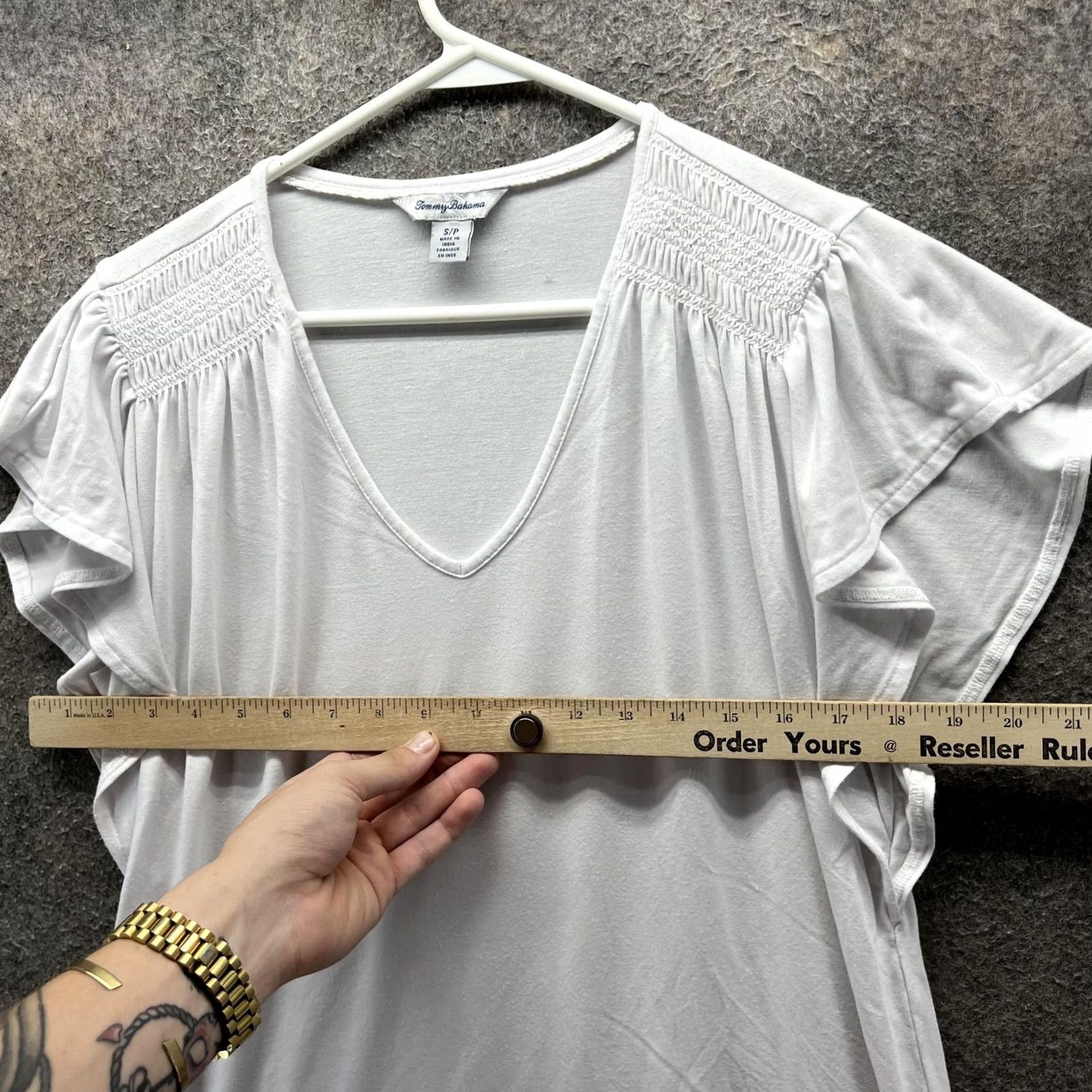 Tommy Bahama VINTAGE Tommy Bahama Shirt Womens Small Petite White V-Neck Flutter Sleeve Top Size S / US 4 / IT 40 - 5 Thumbnail