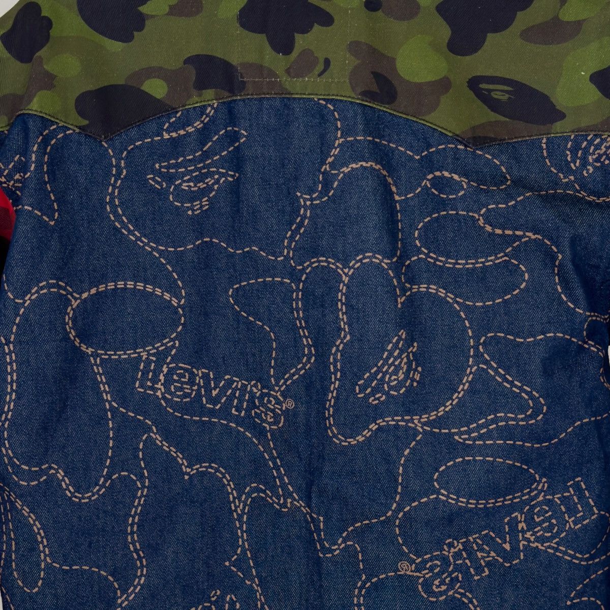 Bape × Levi's Bape x Levi’s Camo Trucker Jacket Multicolor 2021 Size US L / EU 52-54 / 3 - 6 Thumbnail