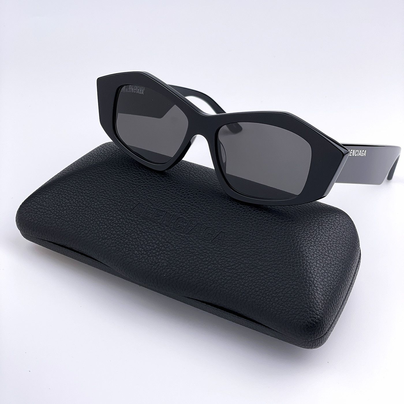 image of New Balenciaga Bb0106S 001 Cat Eye Women Sunglasses in Black/Gray