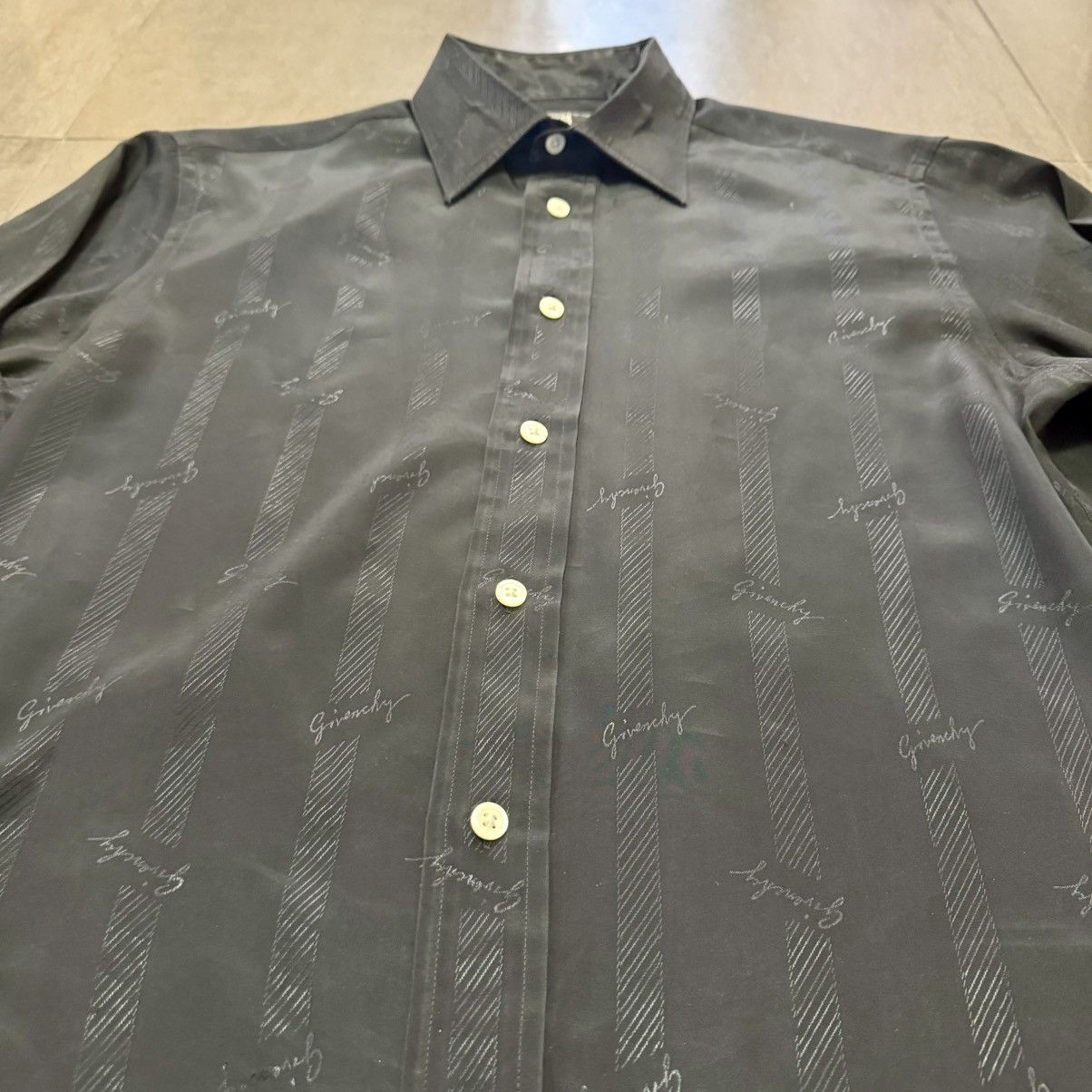 Givenchy Vintage Givenchy Monsieur Black Logo Pattern Dress Shirt, M Size US M / EU 48-50 / 2 - 3 Thumbnail