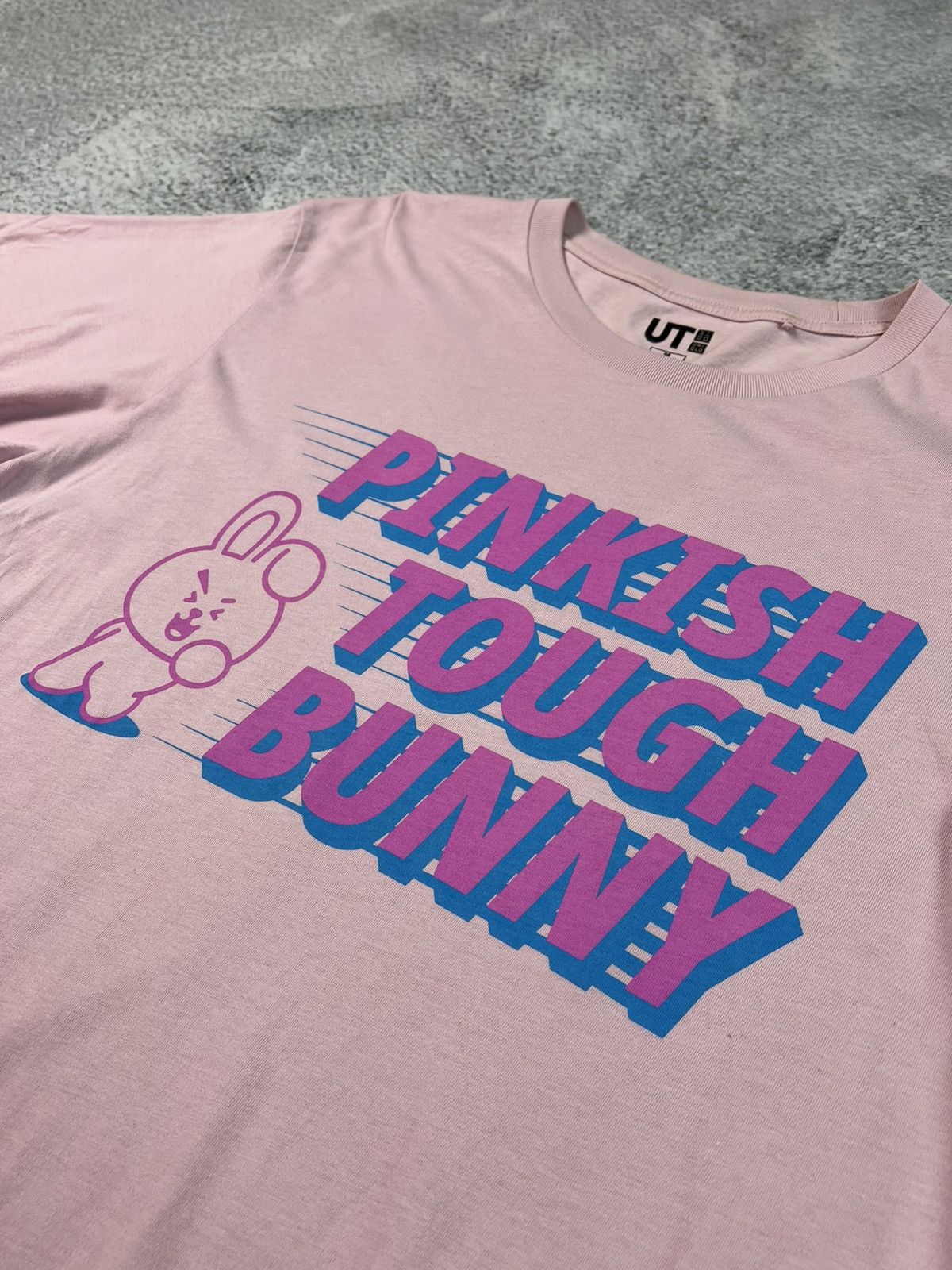 Uniqlo Uniqlo pinkish tough bunny tee Size US M / EU 48-50 / 2 - 3 Thumbnail
