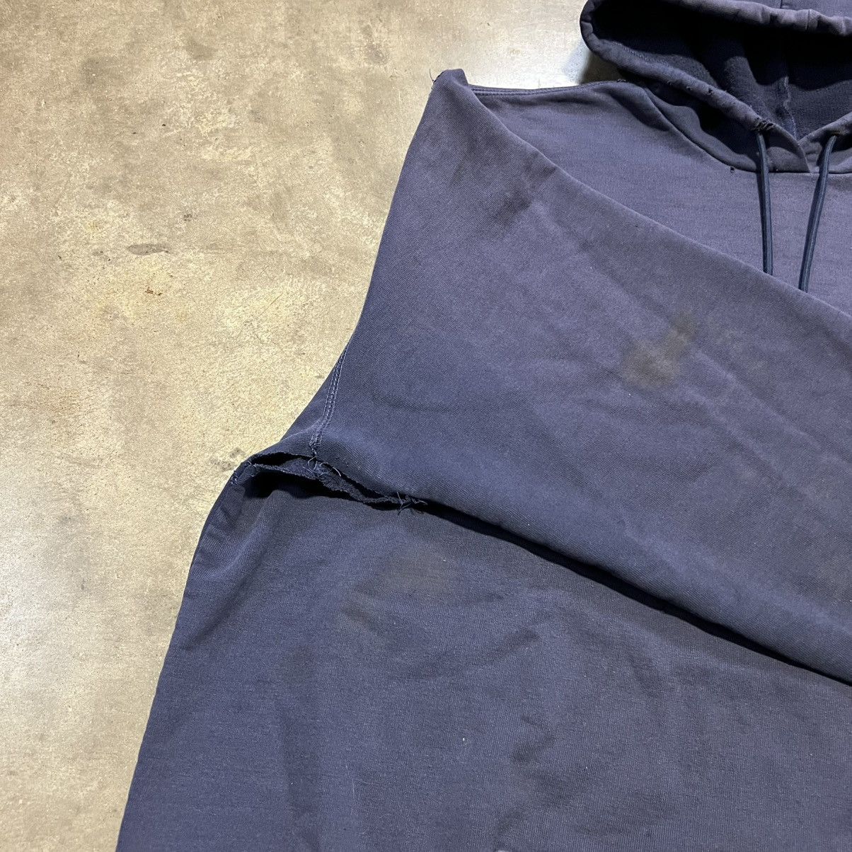 Carhartt × Vintage Vintage Carhartt Hoodie Sweatshirt Faded Thrashed Distressed Size US XXL / EU 58 / 5 - 7 Thumbnail