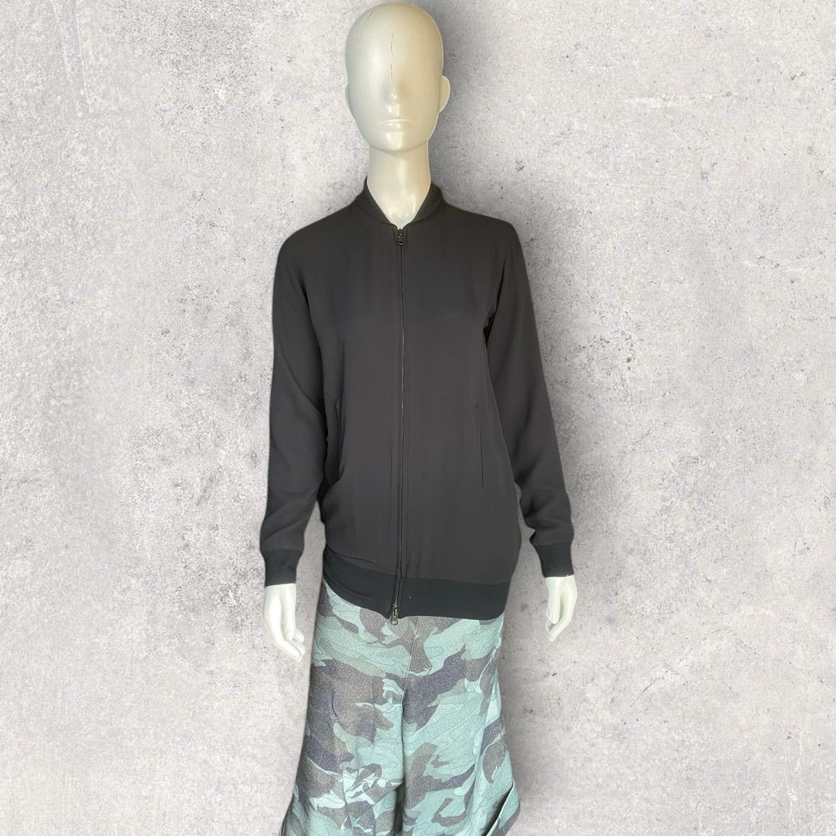 Yohji Yamamoto AW15 Apple Embroidered Sheer Mesh Jacket Size S / US 4 / IT 40 - 2 Thumbnail