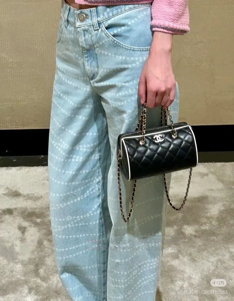 Chanel Chanel 25P pearl chain printed double pocket light blue je Size 25" / US 0 / IT 36 - 8 Thumbnail