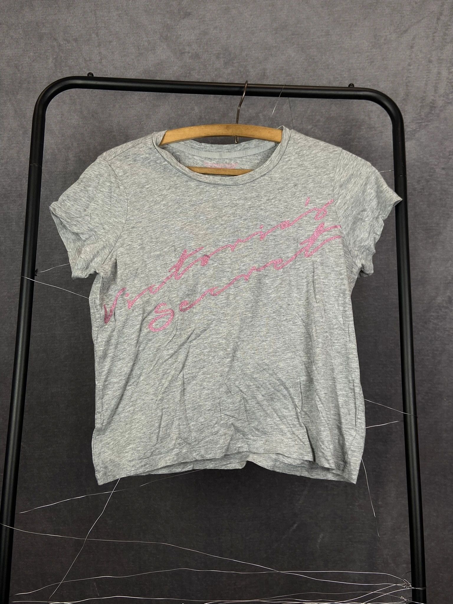 Victoria's Secret Victoria's Secret Women T-Shirt Grey Glitter Logo M Size M / US 6-8 / IT 42-44 - 1 Thumbnail