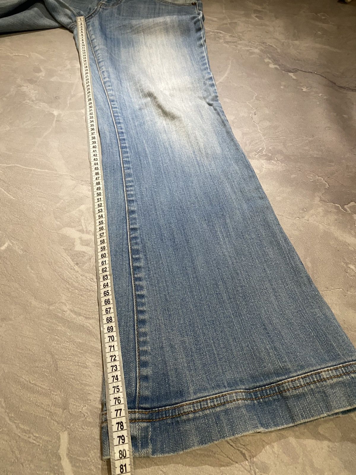 Japanese Brand 00s Archive Flared Jeans Uneven Wash Grunge Tokyo Size US 31 - 11 Thumbnail
