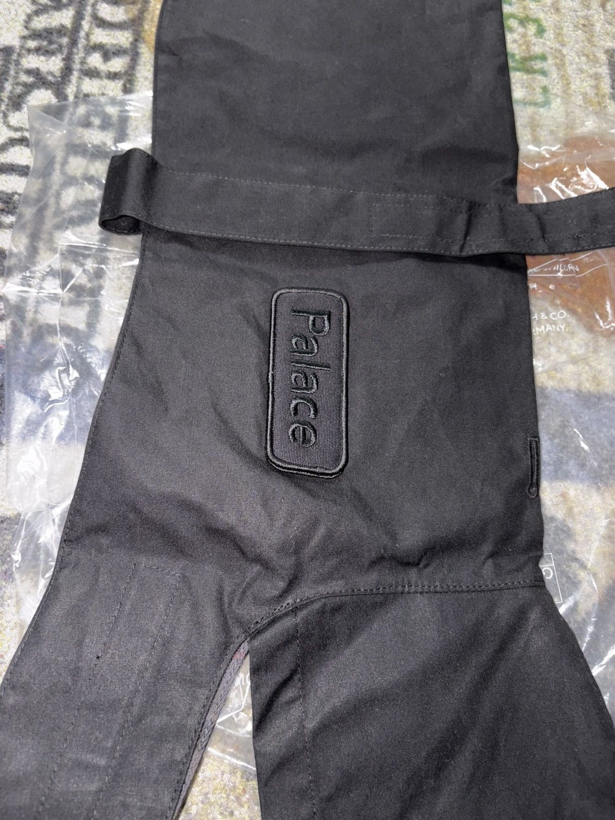 Barbour × Palace Palace x Barbour Dog Jacket (XLARGE) Size ONE SIZE - 3 Thumbnail