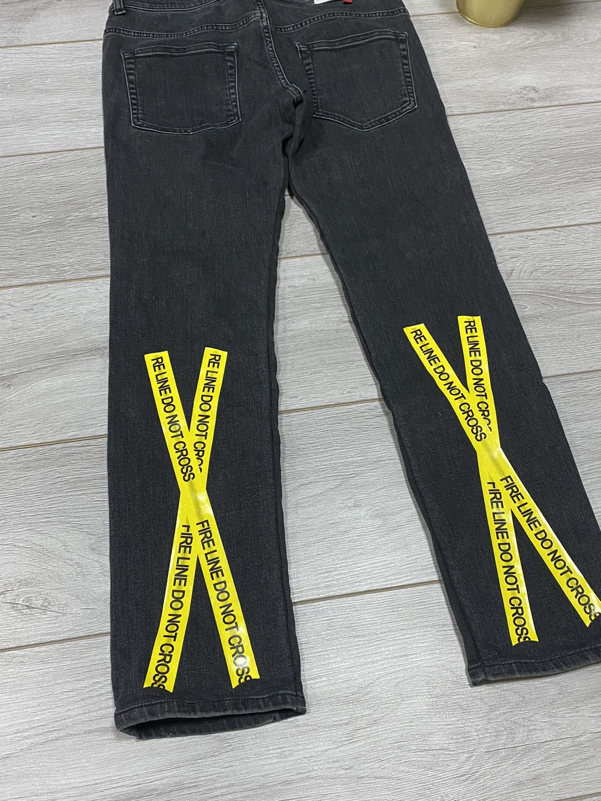 Off-White Off-White tape T 2013 Fire line do not cross jeans Size US 31 - 3 Thumbnail