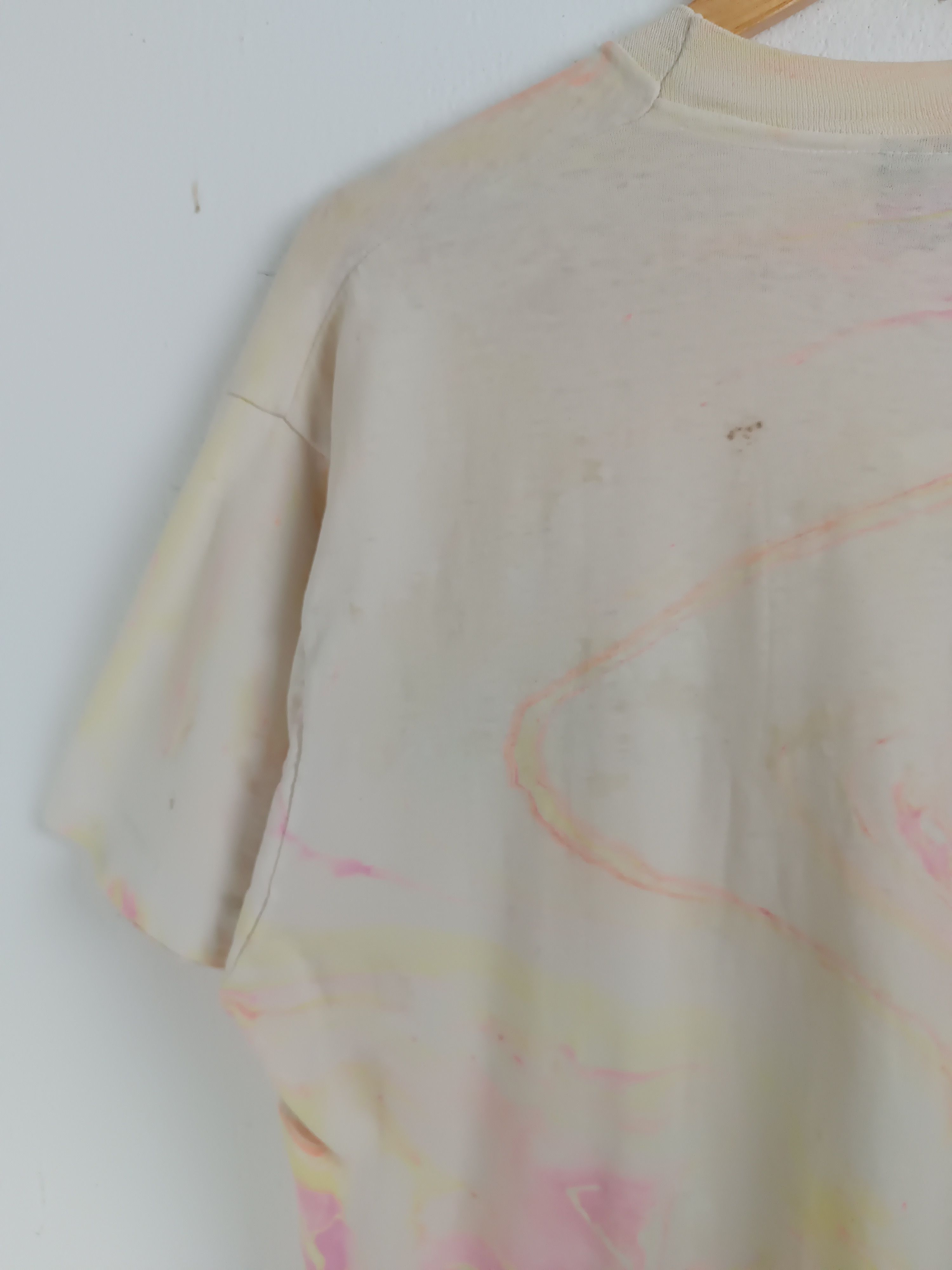 Vintage THRASHED FADED VINTAGE 80'S PINK FLOYD PATCHES RARE TEE Size US XL / EU 56 / 4 - 15 Thumbnail