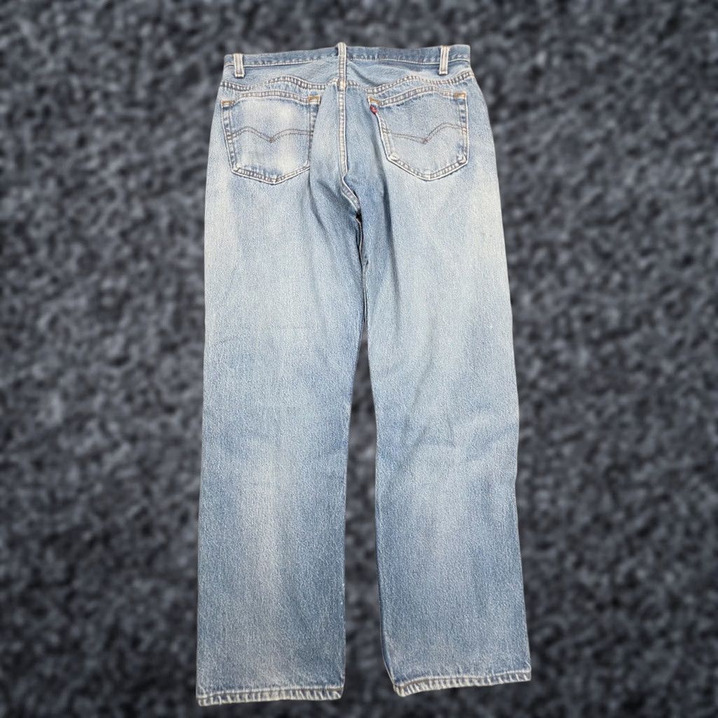 Levi's VINTAGE Levi's 501XX Jeans Mens FITS 31 x 27 Blue Light Wash Distressed 80s Size US 31 - 1 Thumbnail