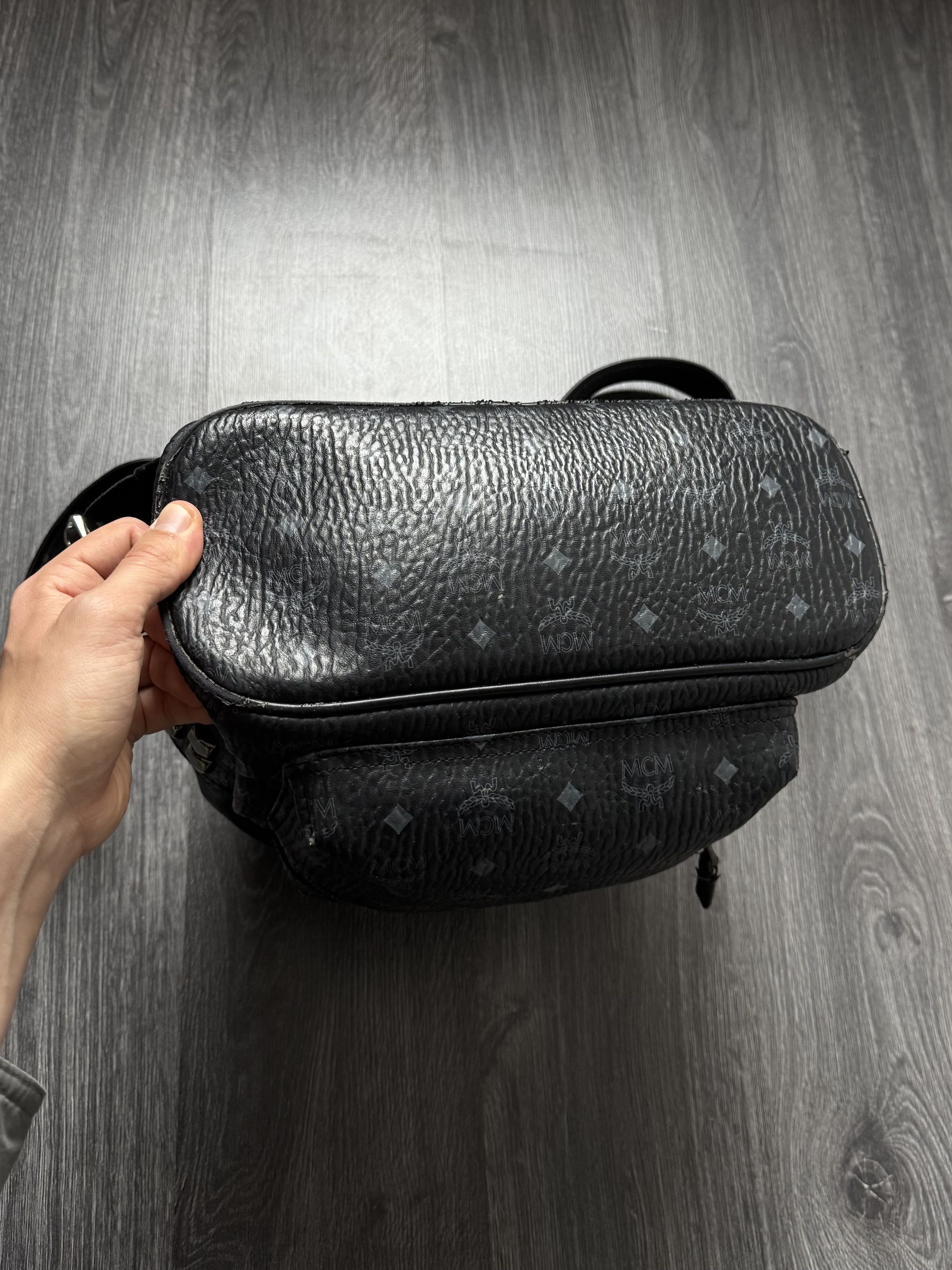 Other MCM Made In Korea Vintage Monogram Distressed Bag Size ONE SIZE - 8 Thumbnail