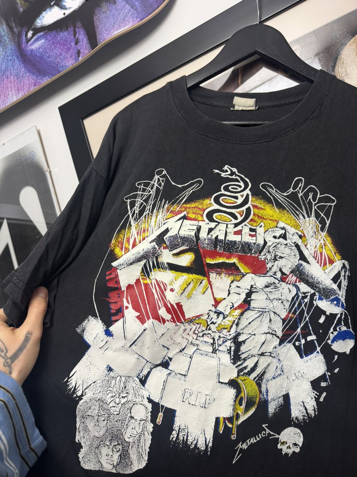 Band Tees Vintage 90s Metallica Band Tee Distressed Washed Rock Metal Size US L / EU 52-54 / 3 - 3 Thumbnail