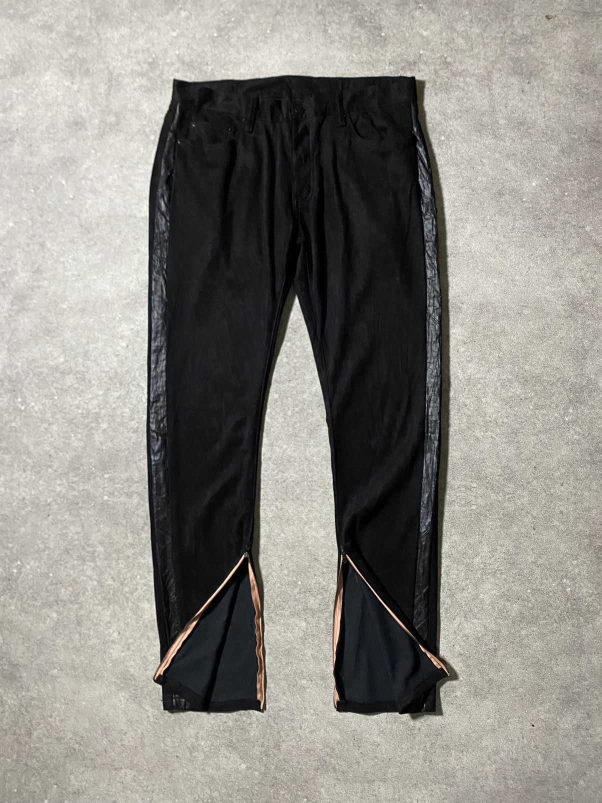 MNML MNML velvet Bootcut Size US 34 / EU 50 - 1 Thumbnail