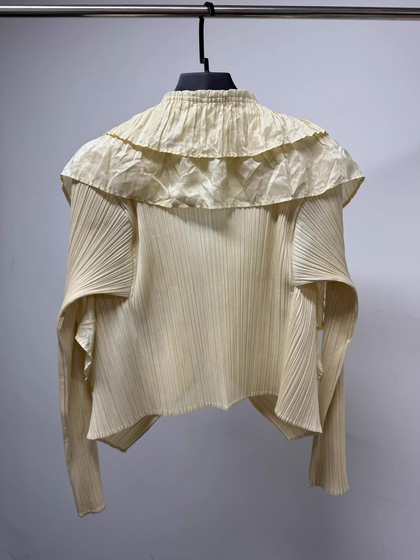 Issey Miyake Issey Miyake Pleated Ruffle Women's Blouse Made in Japan Size XL / US 12-14 / IT 48-50 - 9 Thumbnail