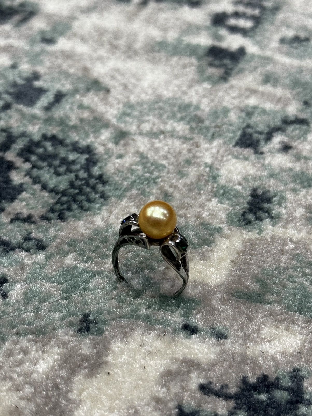 Jewelry × Sterling Silver GOLDEN PEARL SOUTH SEA WITH EMERALD SILVER RING Size ONE SIZE - 2 Thumbnail