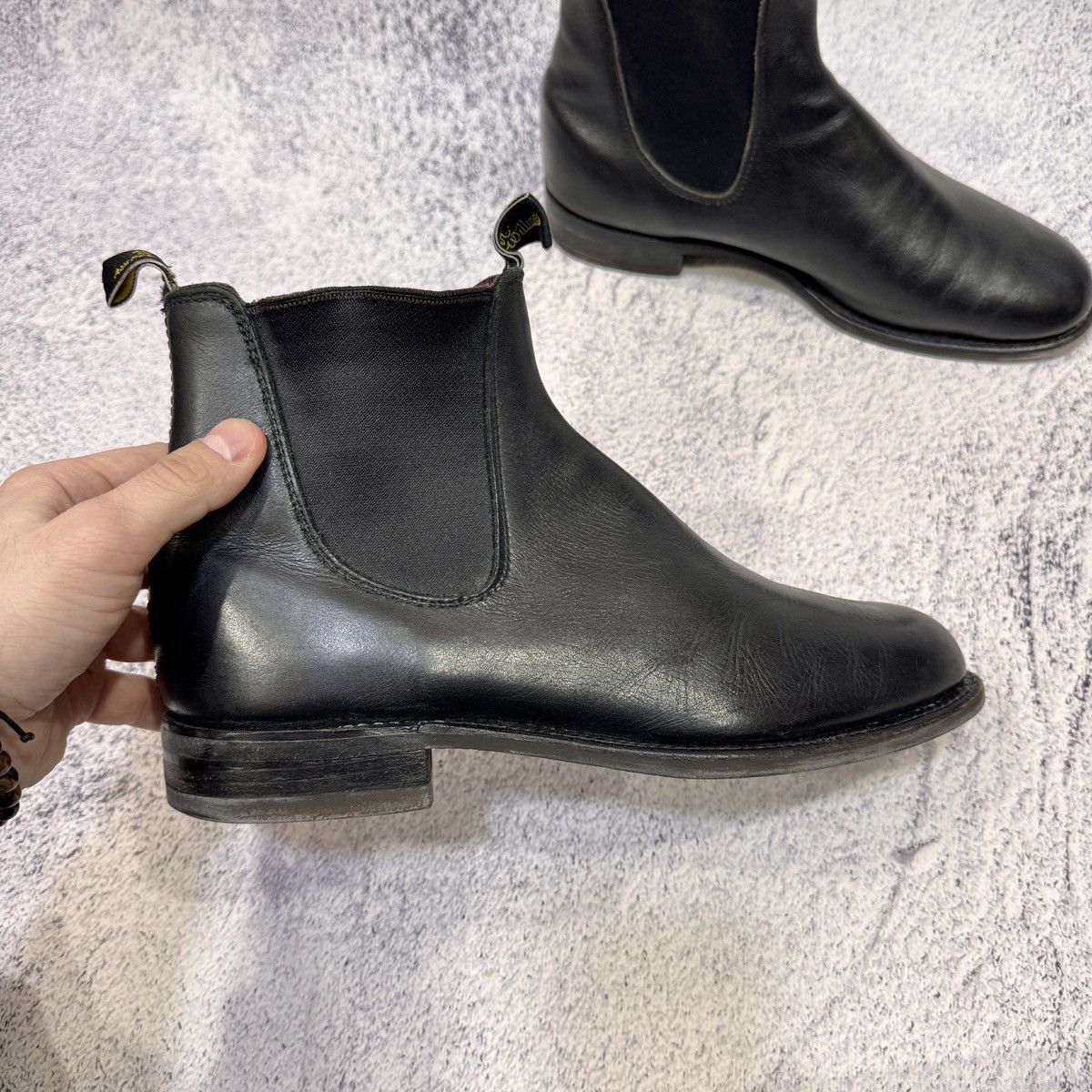 R.M. Williams R.M. Williams Mens Classic Black Leather Chelsea Boots US11 Size US 11 / EU 44 - 4 Thumbnail