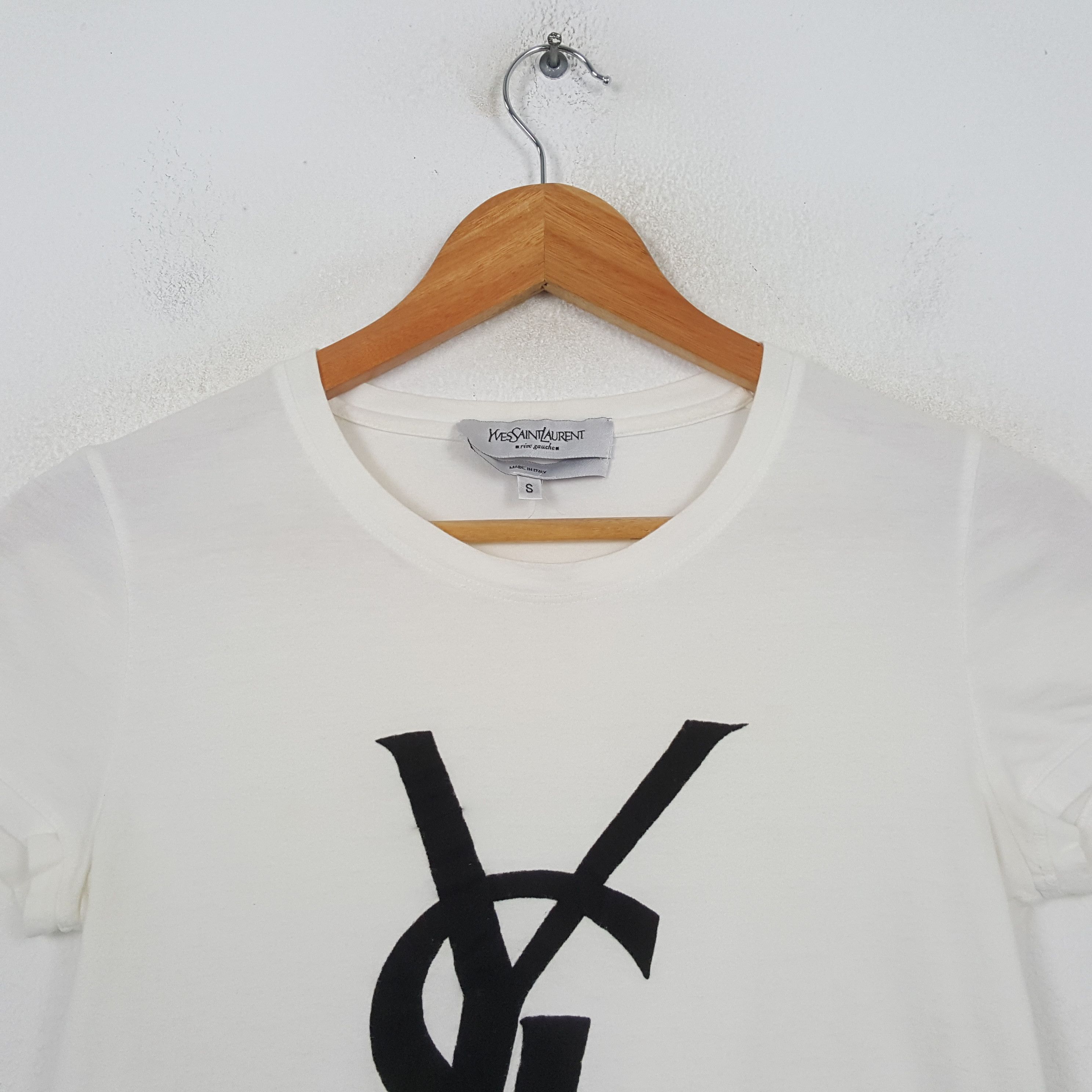 Yves Saint Laurent Vintage Yves Saint Laurent Italian Brand T-shirt RR30 Size S / US 4 / IT 40 - 2 Thumbnail