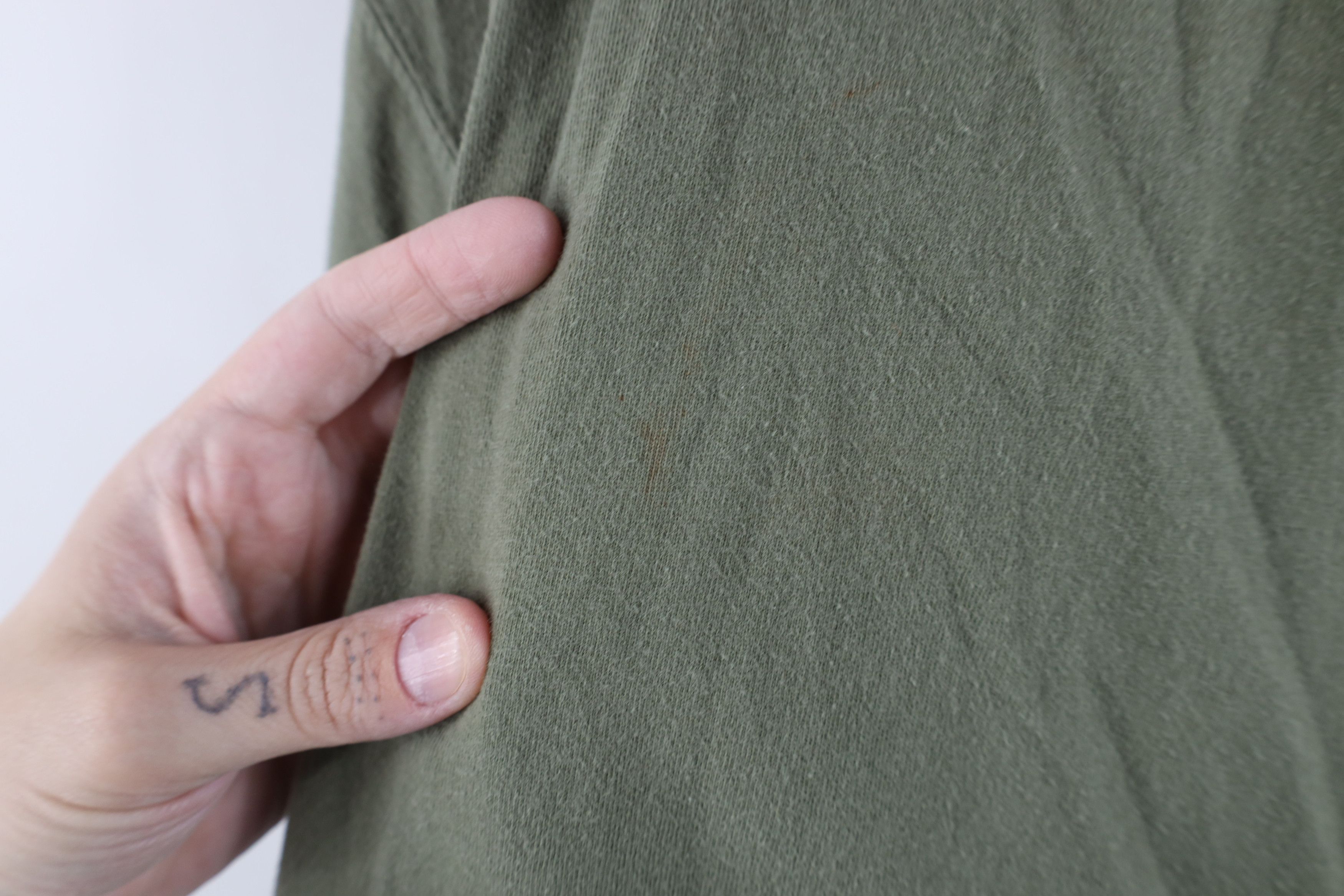 Russell Athletic Vintage 90s Russell Athletic Cotton T-Shirt Olive Green Size US L / EU 52-54 / 3 - 8 Thumbnail