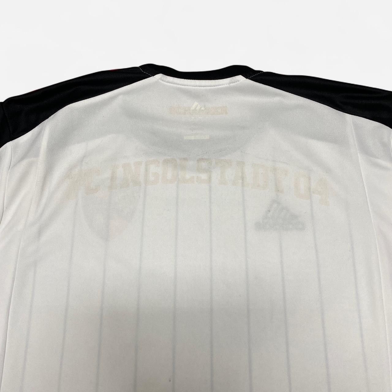 Adidas soccer FC Ingolstadt 04 Schanzer 2014/2015 Adidas jersey Size US L / EU 52-54 / 3 - 5 Thumbnail